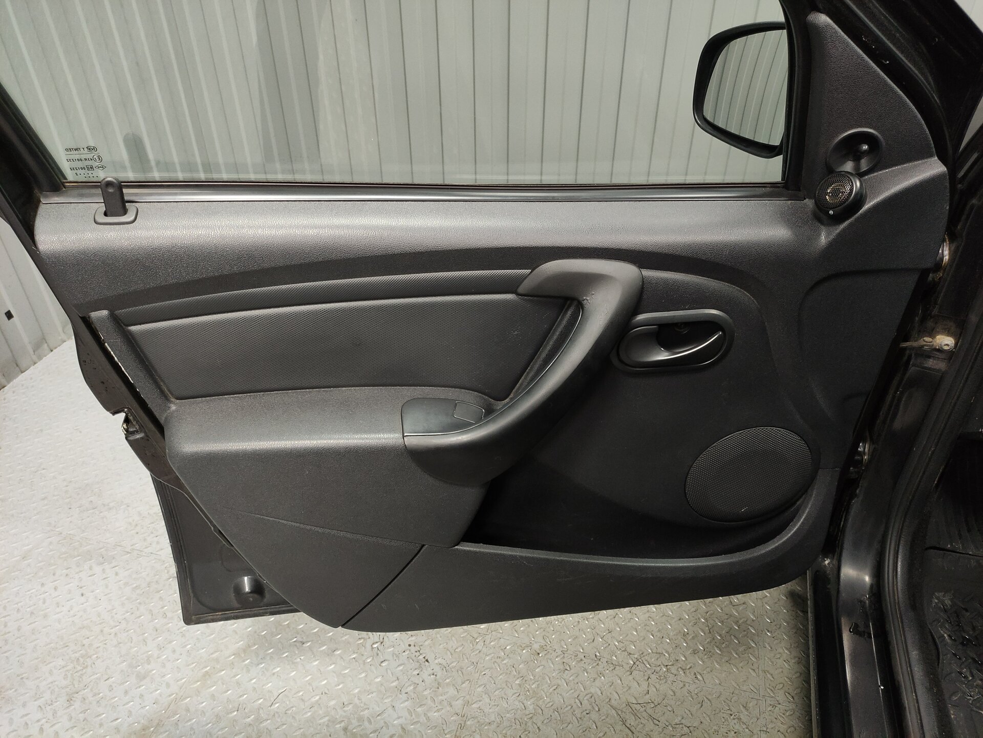 Renault Logan, I Рестайлинг 2012