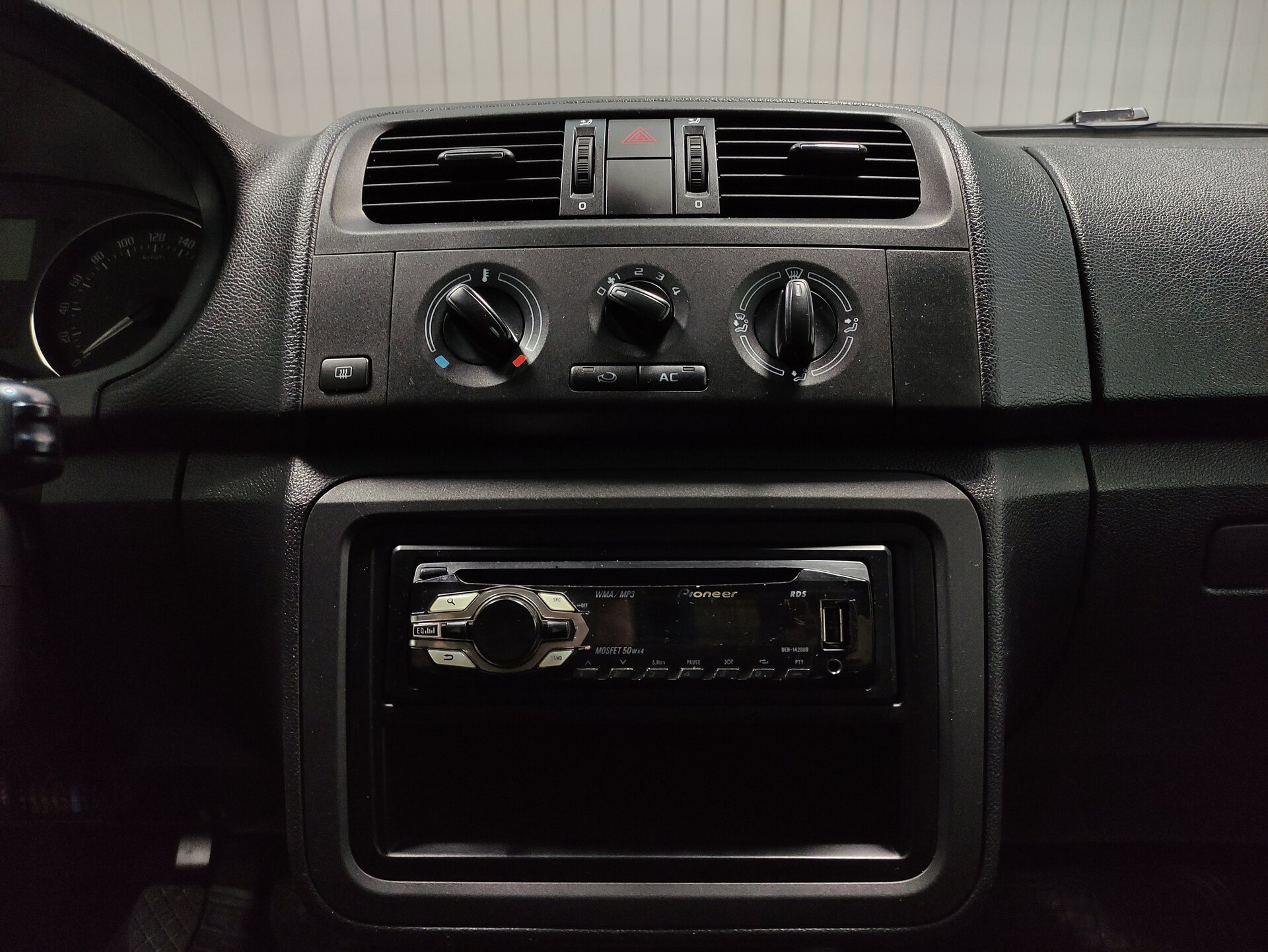 Skoda Fabia, II Рестайлинг 2012