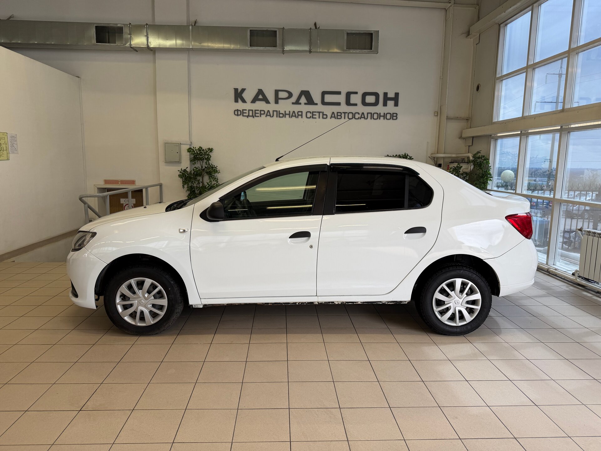 Renault Logan, II 2017 Renault Logan, II 2017