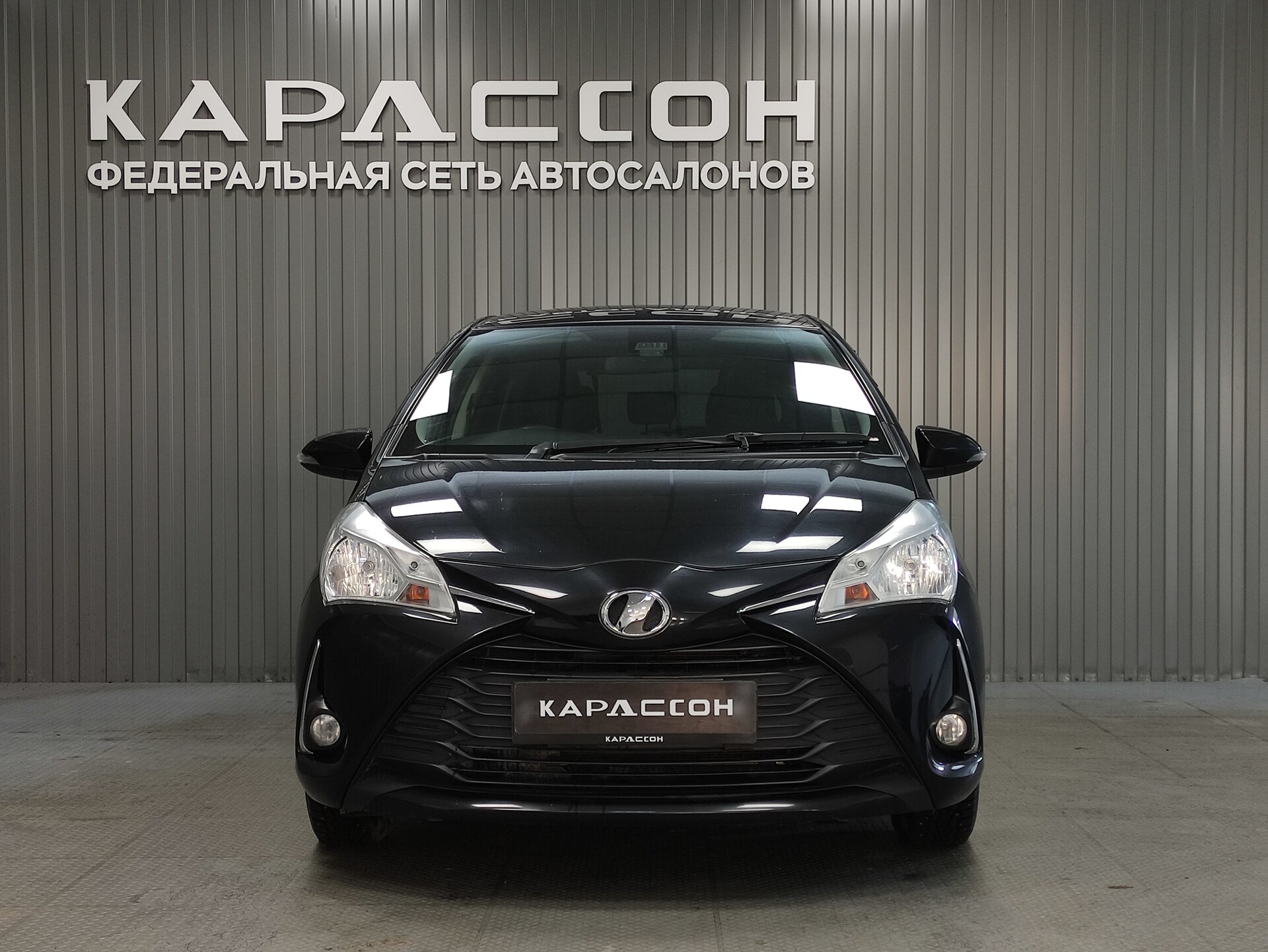 Toyota Vitz, III (XP130) Рестайлинг 2 2017 Toyota Vitz, III (XP130) Рестайлинг 2 2017