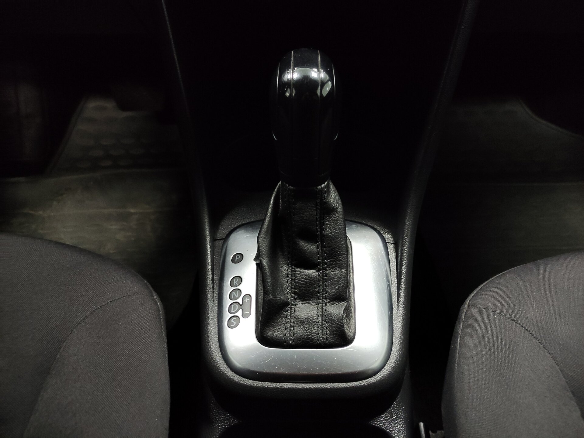 Volkswagen Polo, V 2012 Volkswagen Polo, V 2012