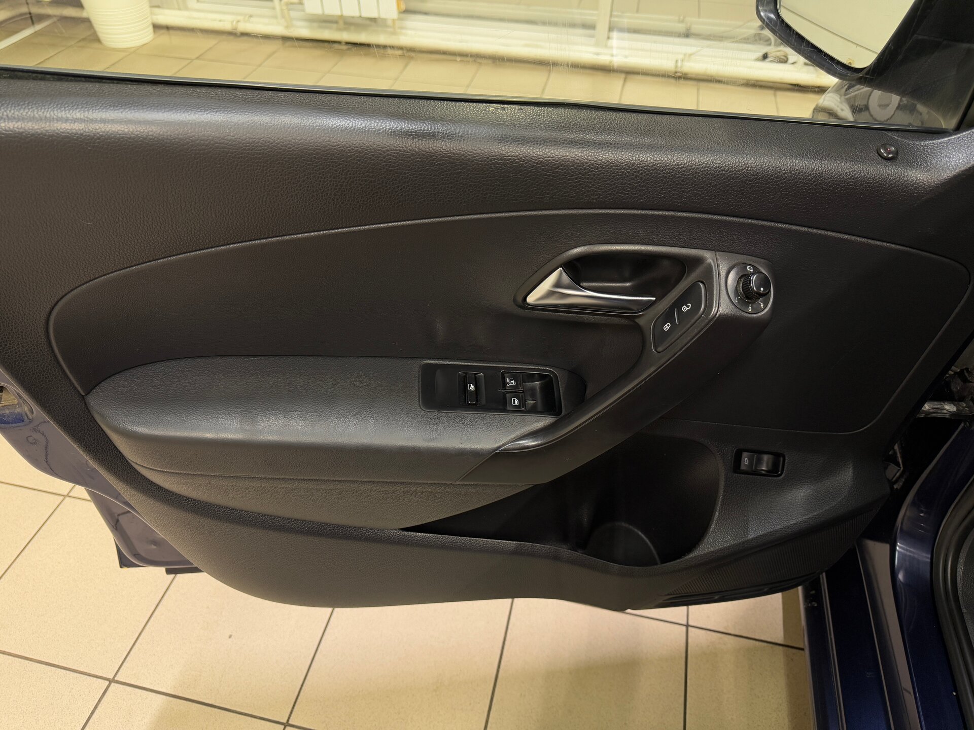 Volkswagen Polo, V 2012