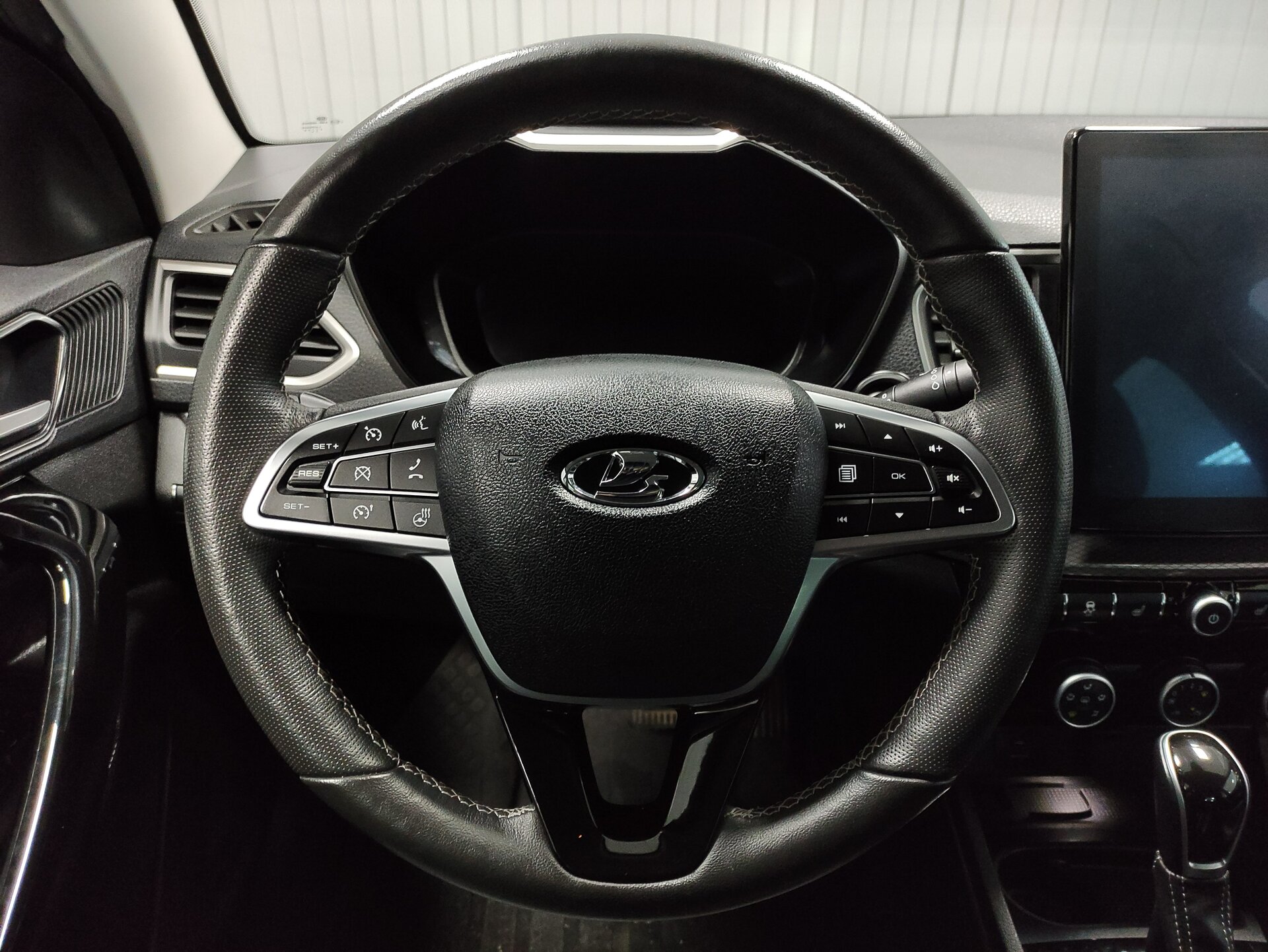 Lada (ВАЗ) Vesta, I Рестайлинг (NG) 2024 Lada (ВАЗ) Vesta, I Рестайлинг (NG) 2024