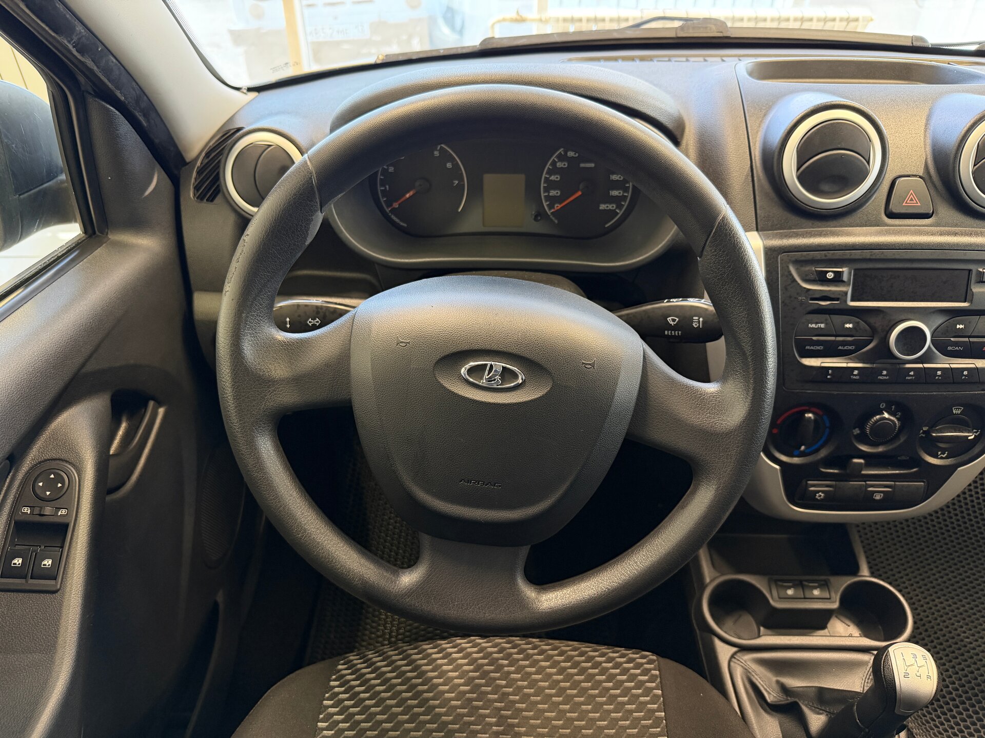 Lada (ВАЗ) Granta, I 2017