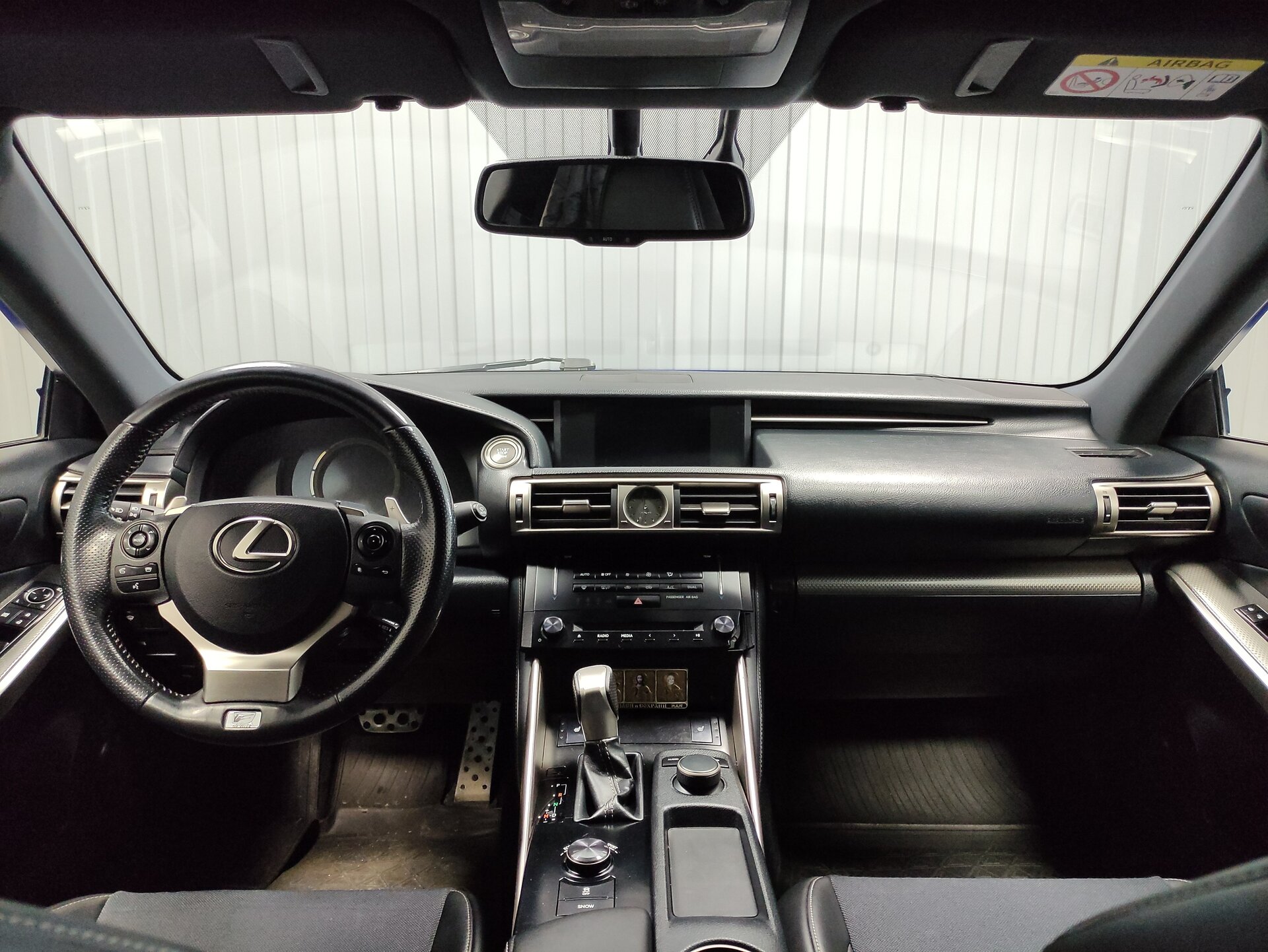Lexus IS, III 2013