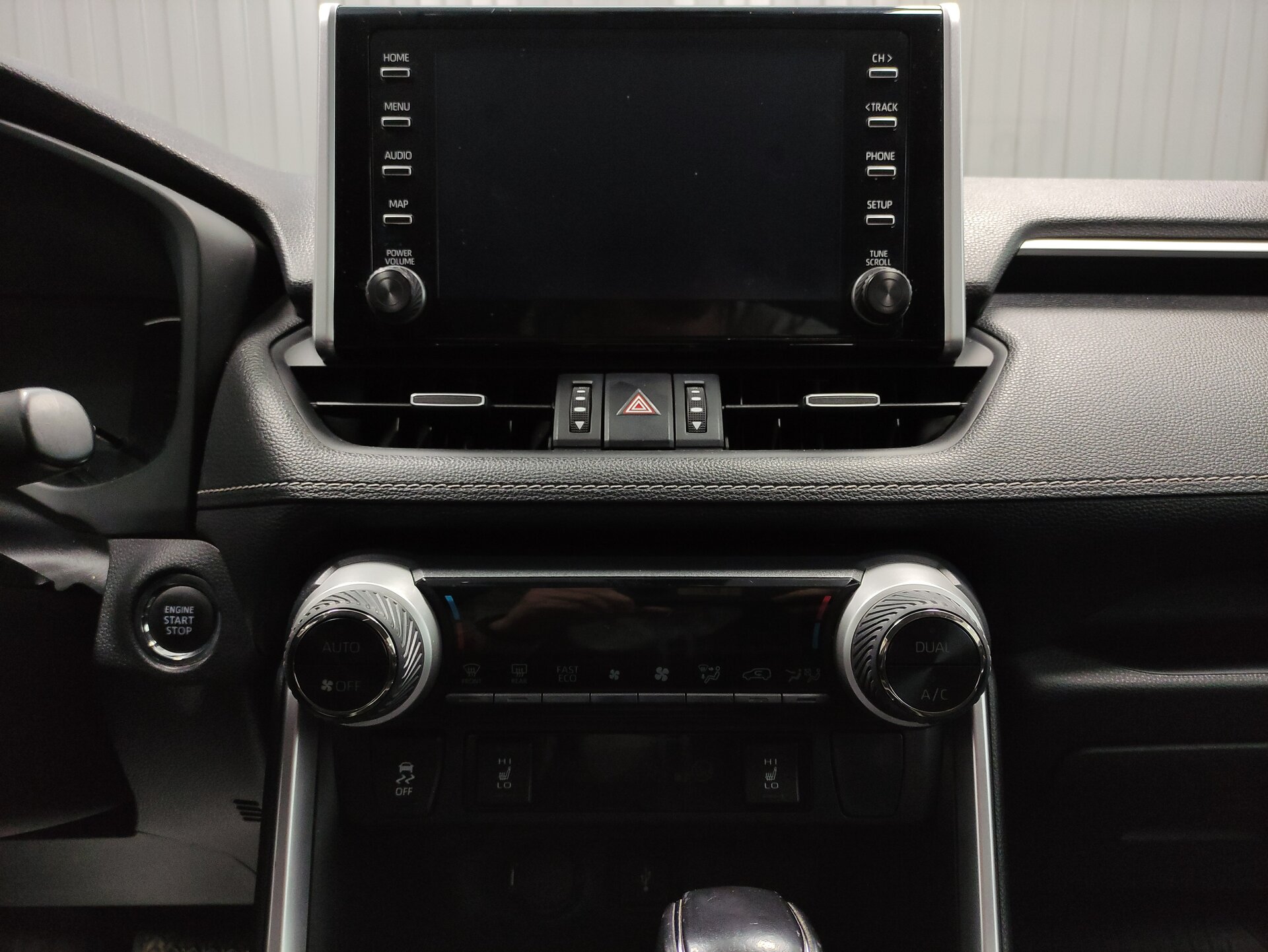 Toyota RAV4, V (XA50) 2021