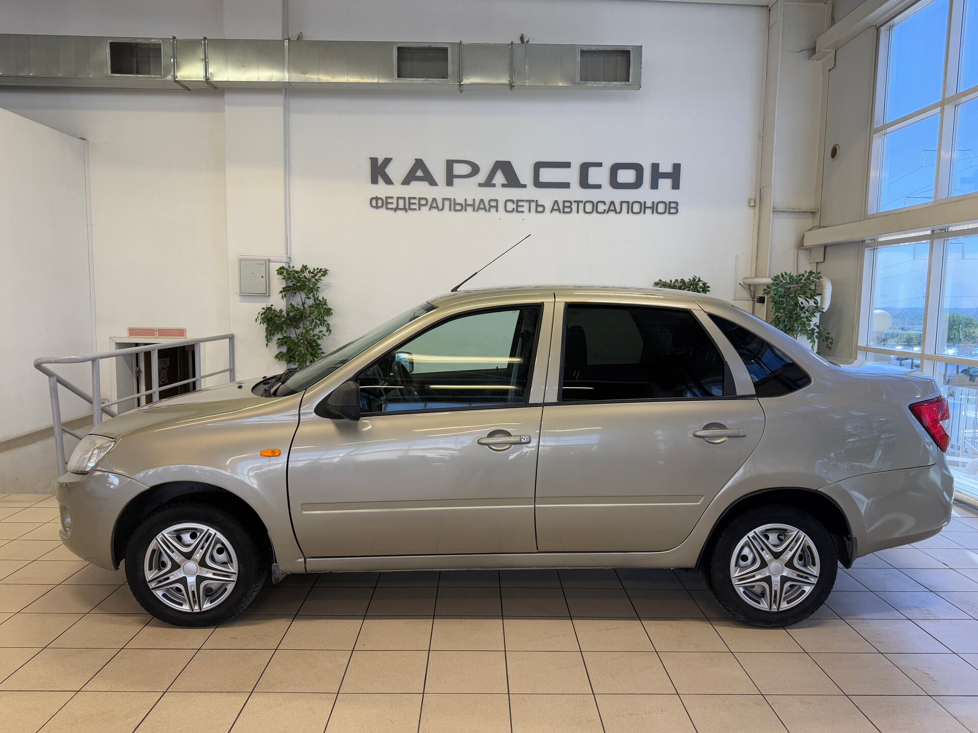Lada (ВАЗ) Granta, I 2013 Lada (ВАЗ) Granta, I 2013
