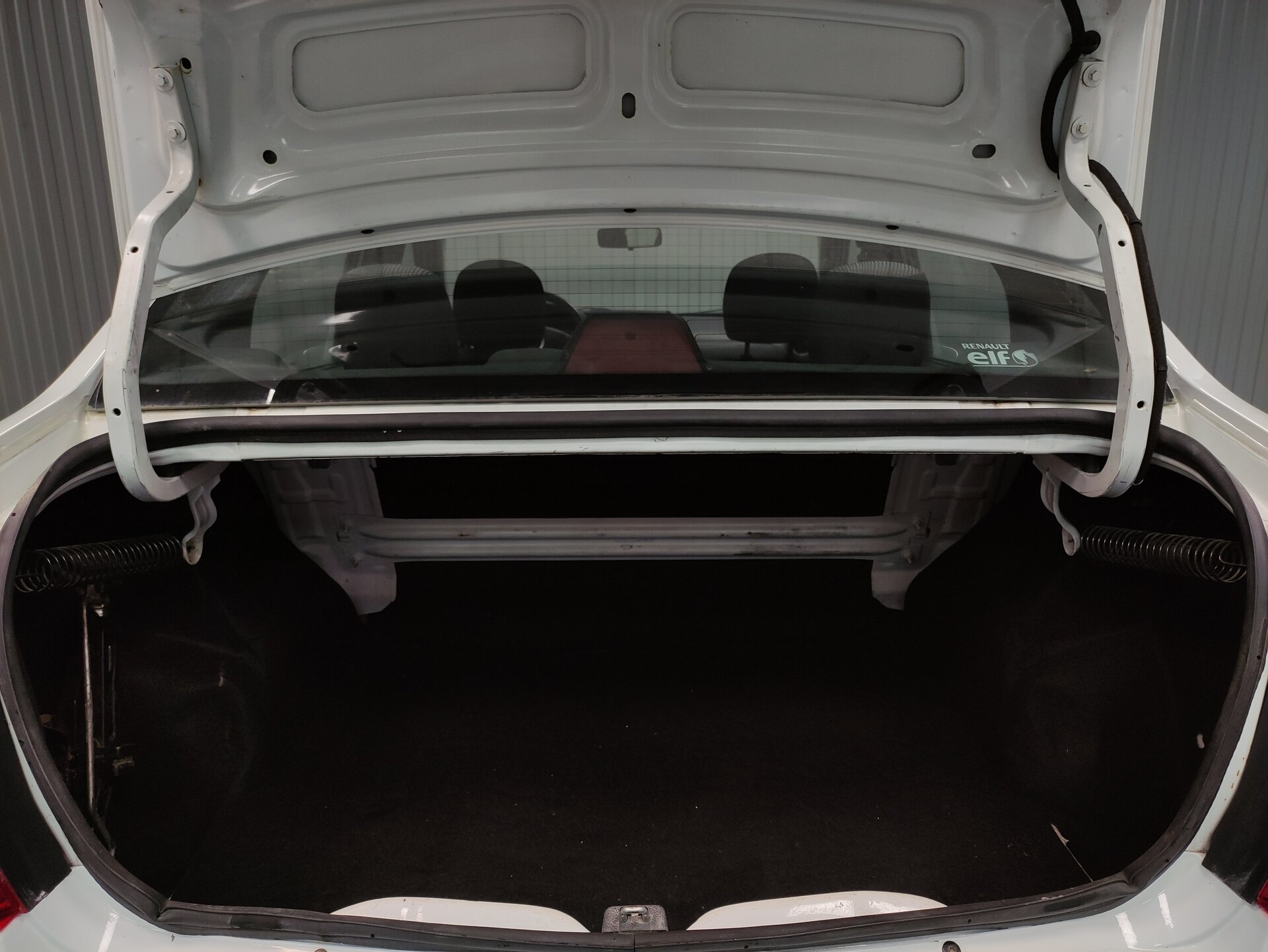 Renault Logan, I Рестайлинг 2013