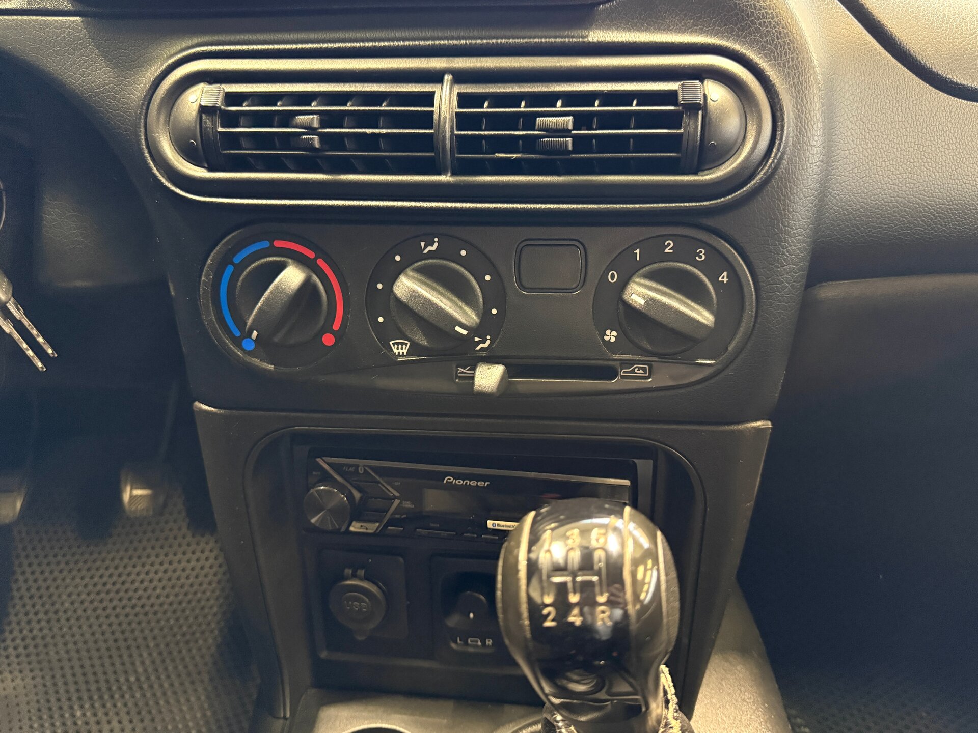 Chevrolet Niva, I Рестайлинг 2014