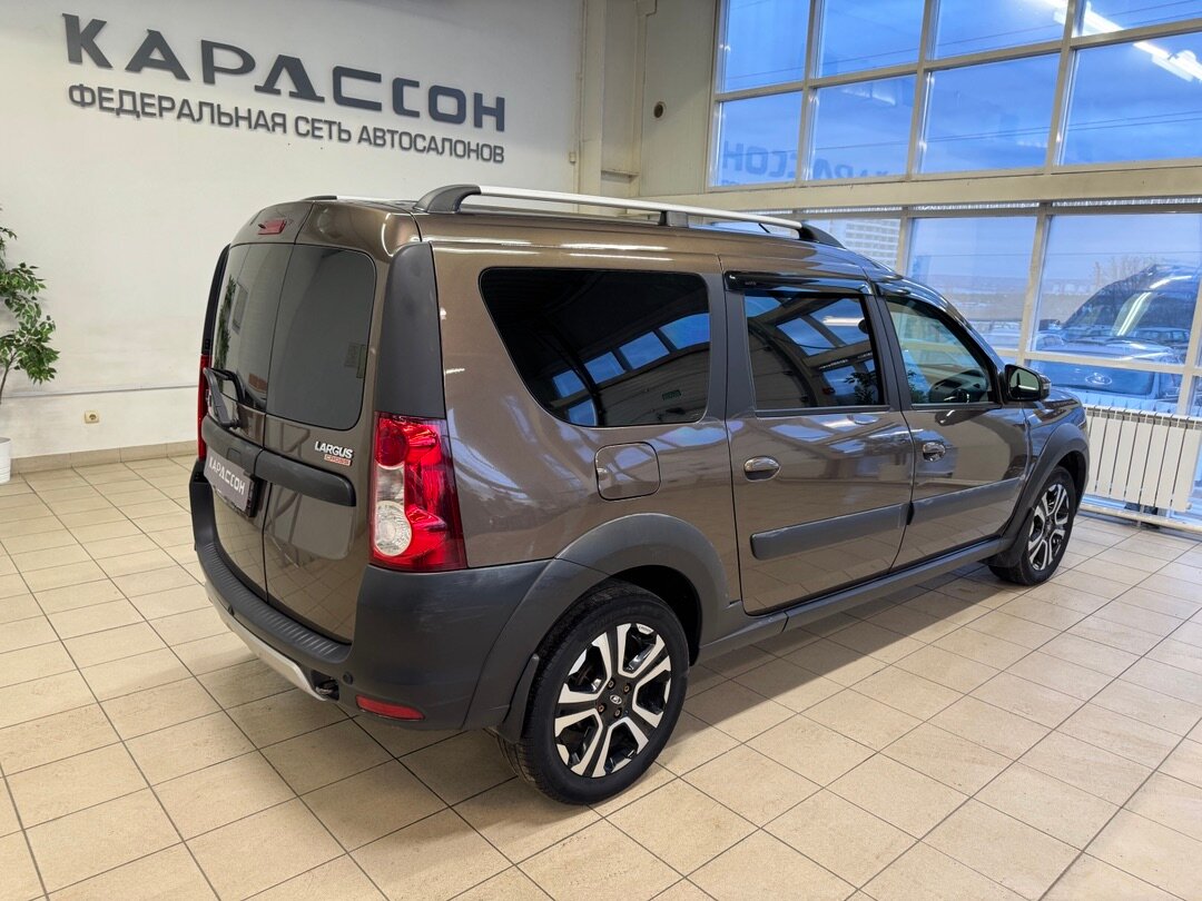 Lada (ВАЗ) Largus, I Рестайлинг 2022 Lada (ВАЗ) Largus, I Рестайлинг 2022