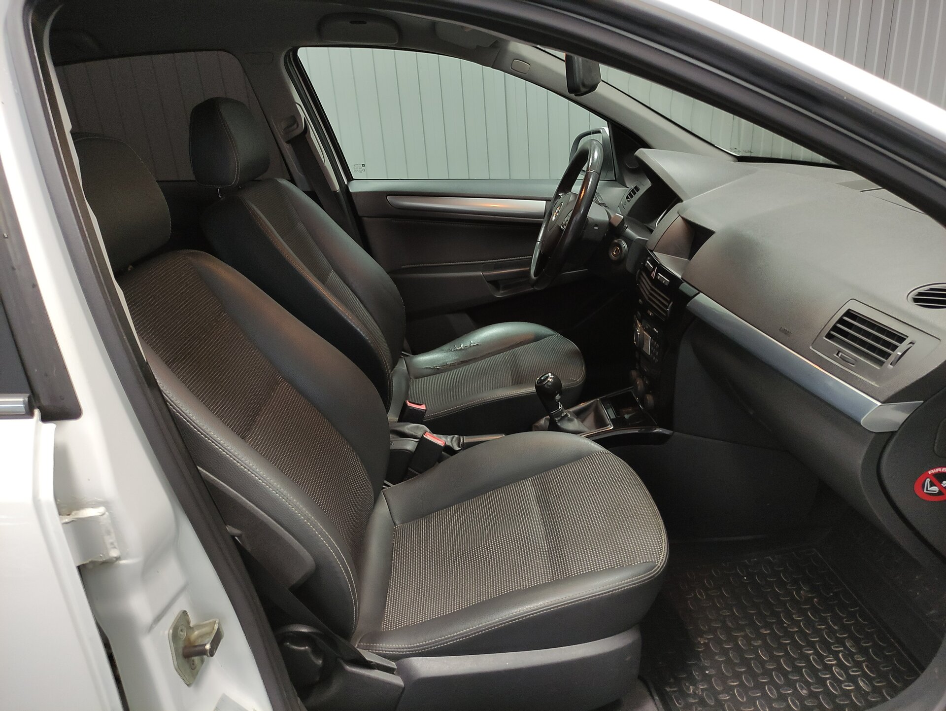Opel Astra, H Рестайлинг 2011 Opel Astra, H Рестайлинг 2011