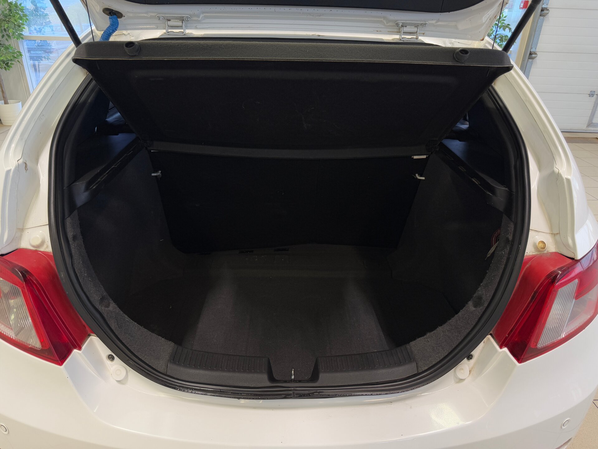 Geely Emgrand EC7, I 2013