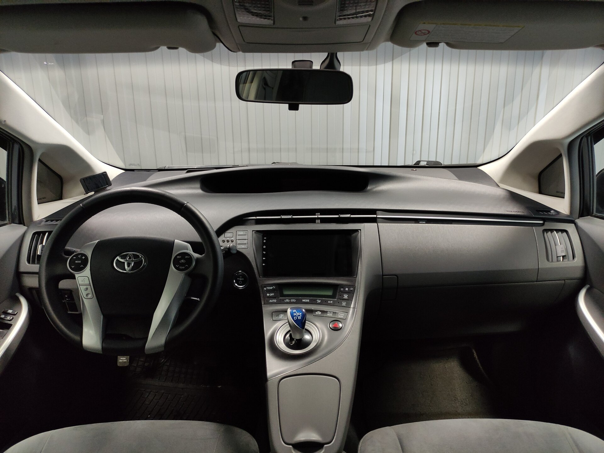 Toyota Prius, III Рестайлинг (XW30) 2011