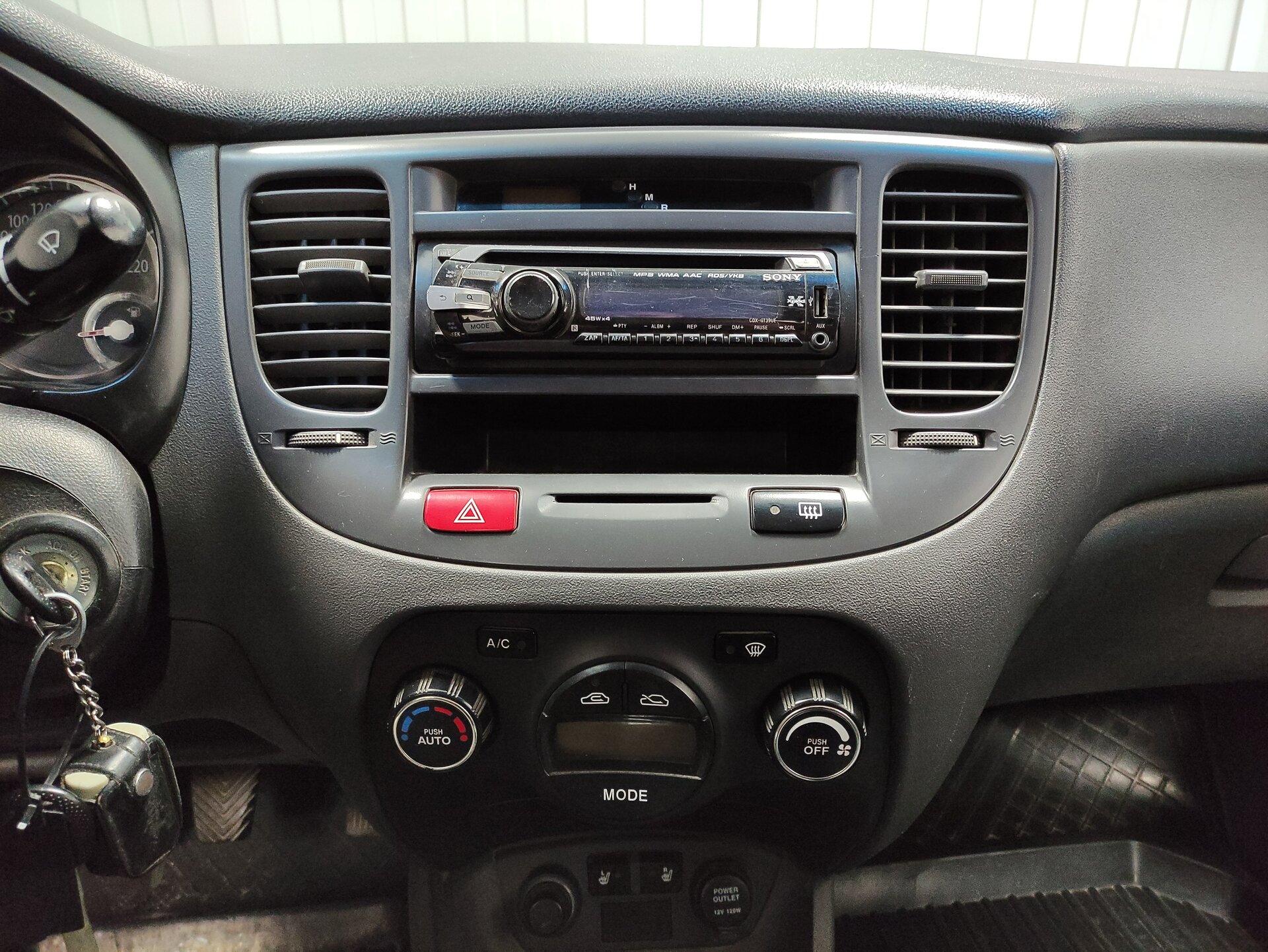 Kia Rio, II 2008 Kia Rio, II 2008