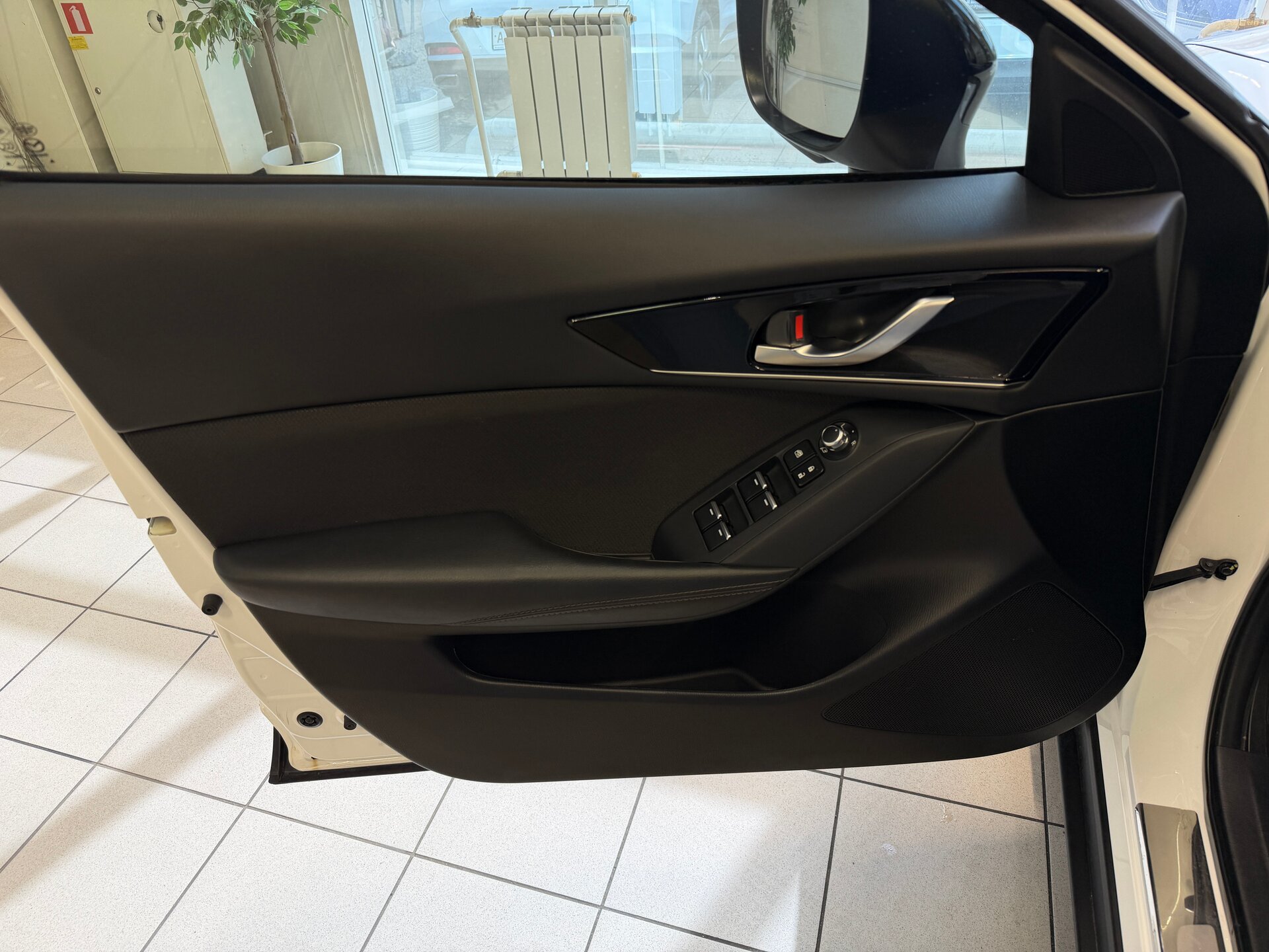 Mazda CX-4, I Рестайлинг 2023 Mazda CX-4, I Рестайлинг 2023