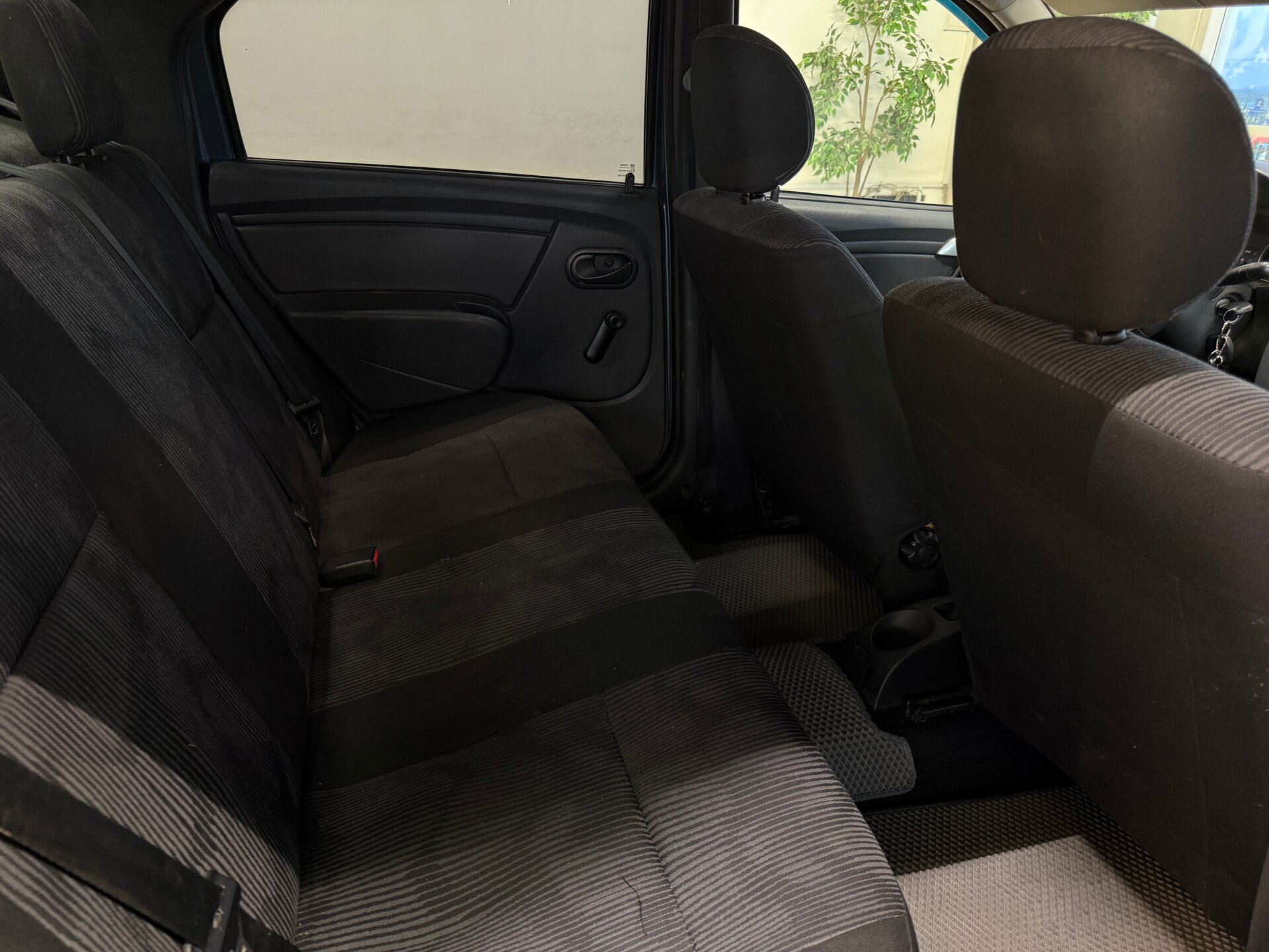 Renault Logan, I Рестайлинг 2013