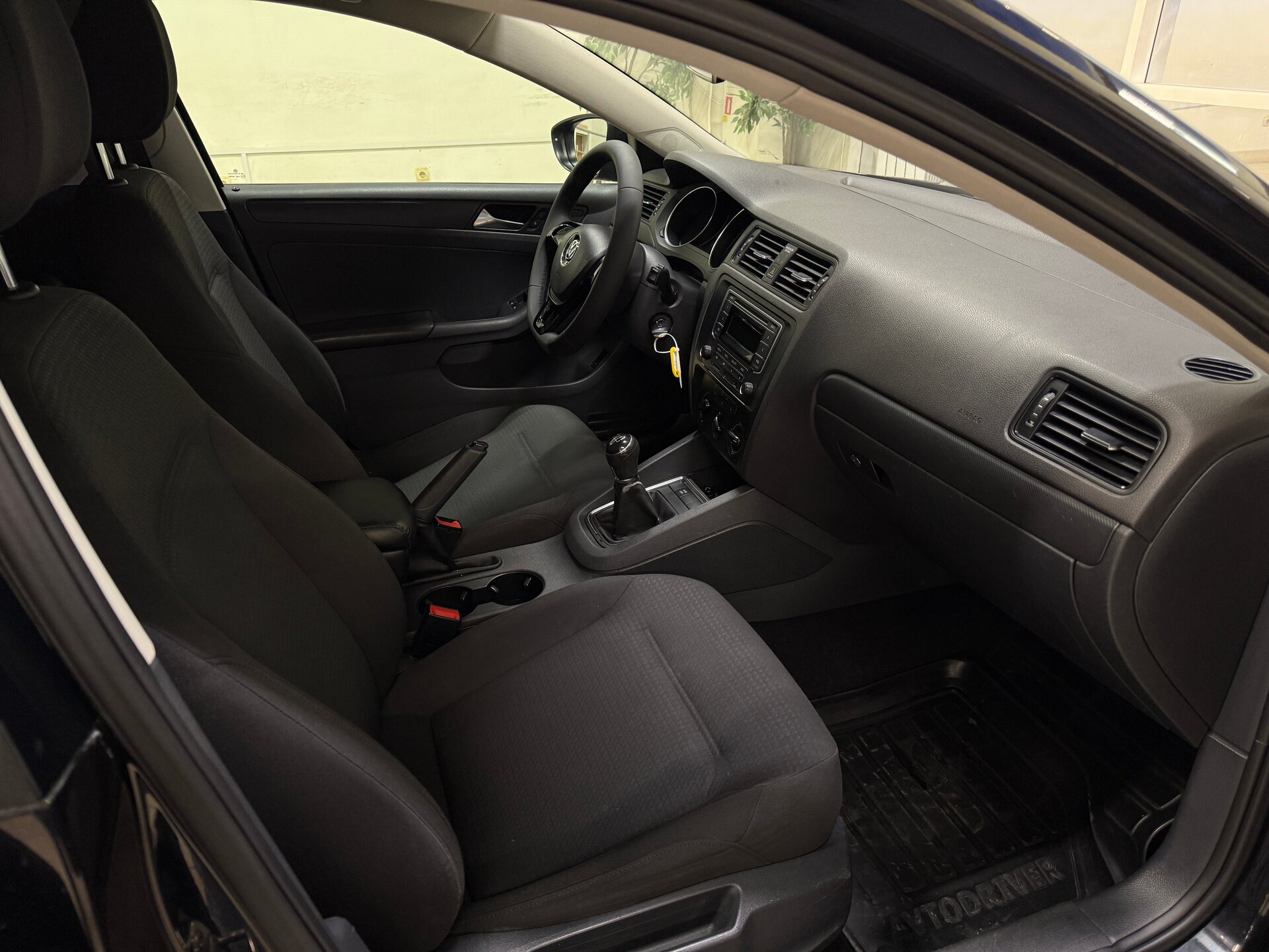 Volkswagen Jetta, VI 2015