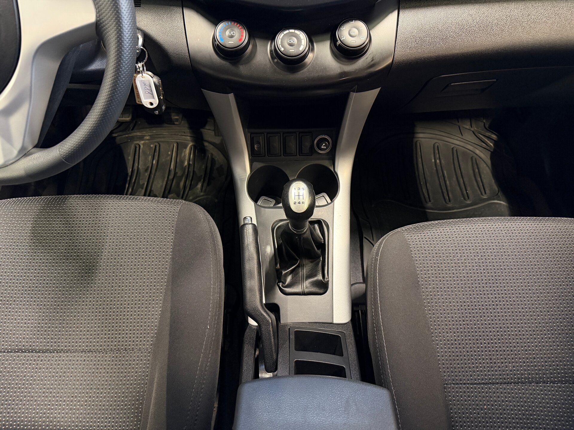 Lifan X60, I Рестайлинг 2015 Lifan X60, I Рестайлинг 2015