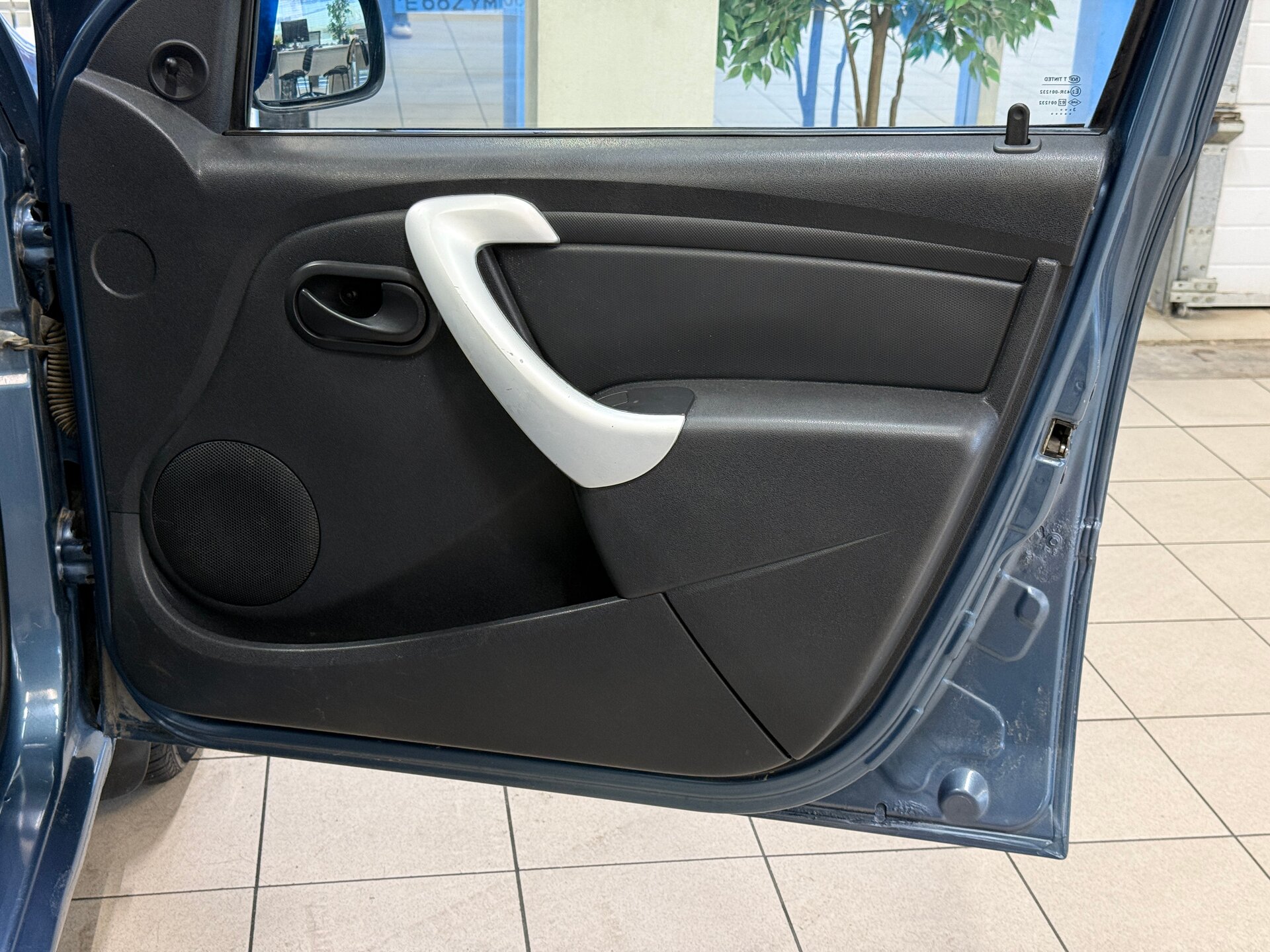 Renault Logan, I Рестайлинг 2013