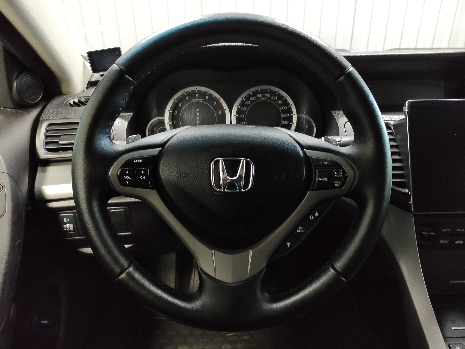 Honda Accord, VIII Рестайлинг 2012 Honda Accord, VIII Рестайлинг 2012