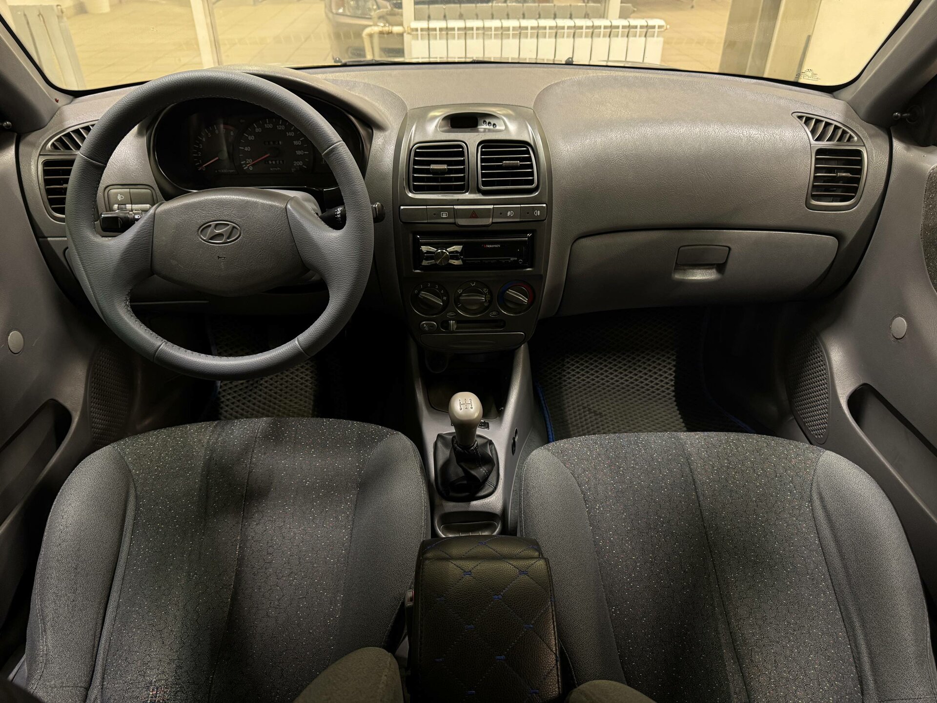 Hyundai Accent, II 2008