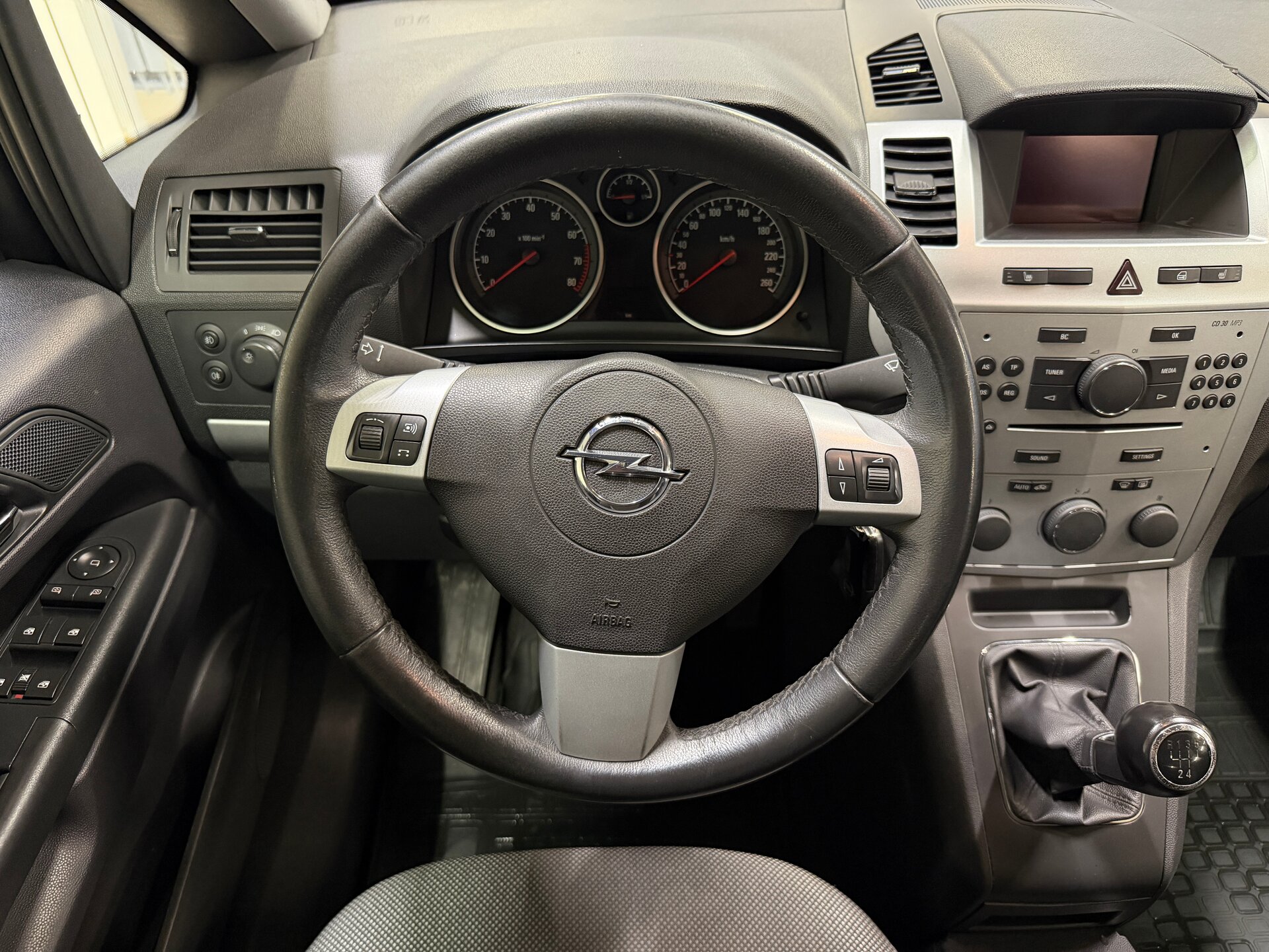 Opel Zafira, B Рестайлинг 2012 Opel Zafira, B Рестайлинг 2012