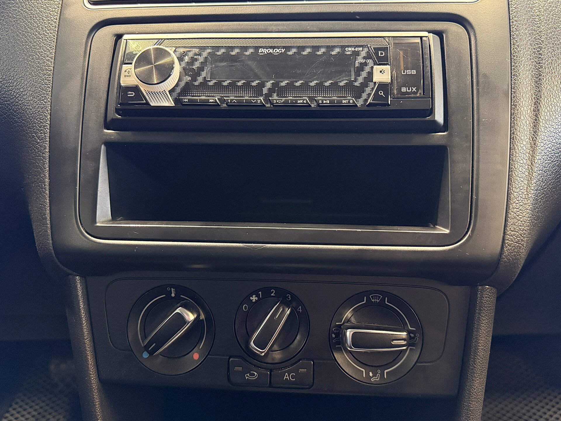 Volkswagen Polo, V 2012