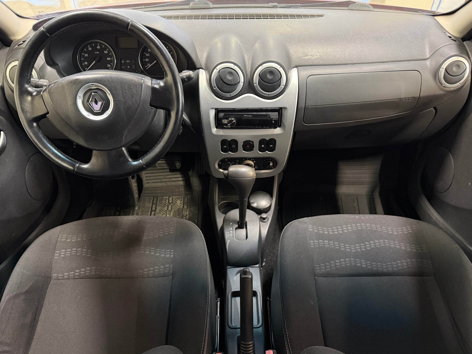 Renault Sandero, I 2012