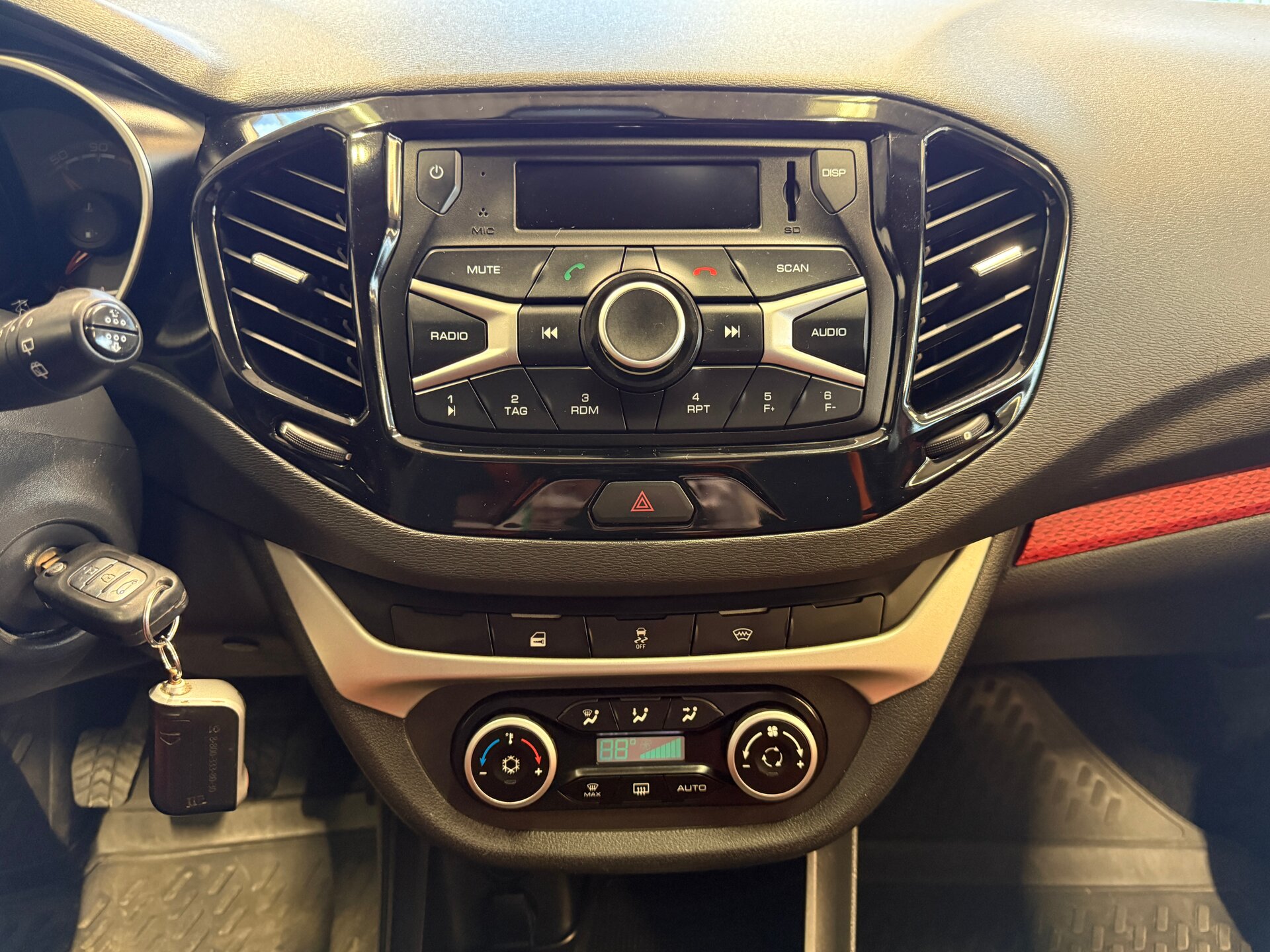 Lada (ВАЗ) Vesta, I 2018 Lada (ВАЗ) Vesta, I 2018
