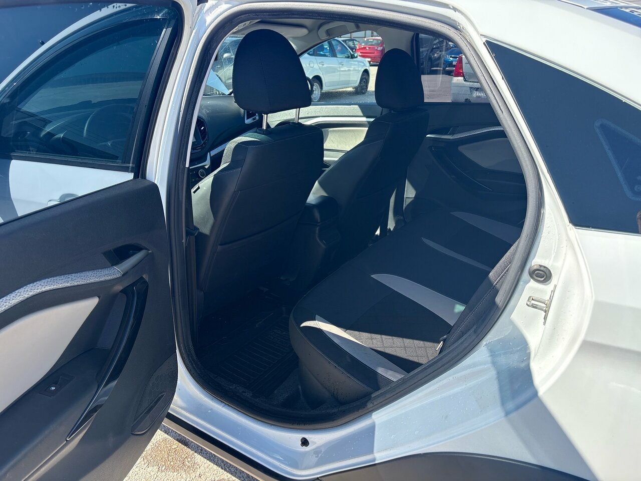 Lada (ВАЗ) Vesta, I 2021