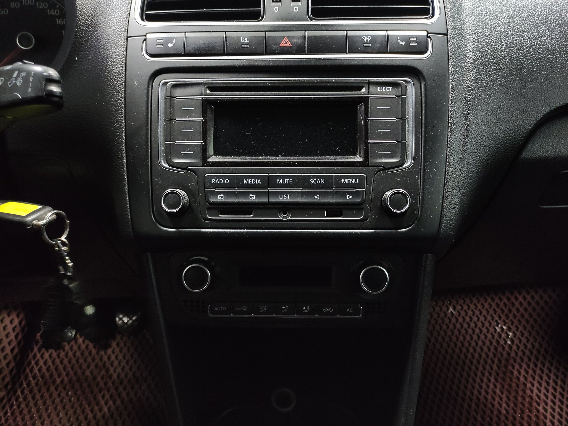 Volkswagen Polo, V 2013