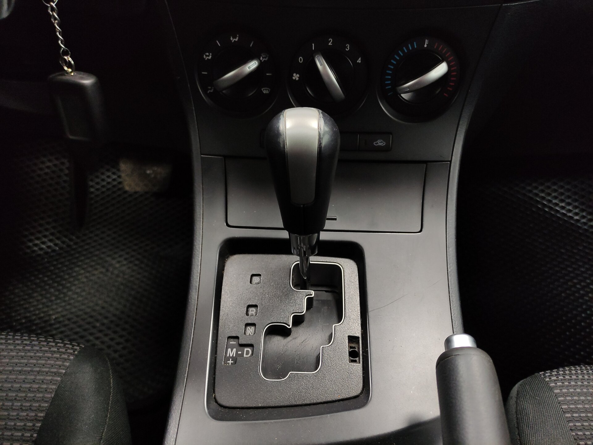 Mazda 3, II (BL) Рестайлинг 2012