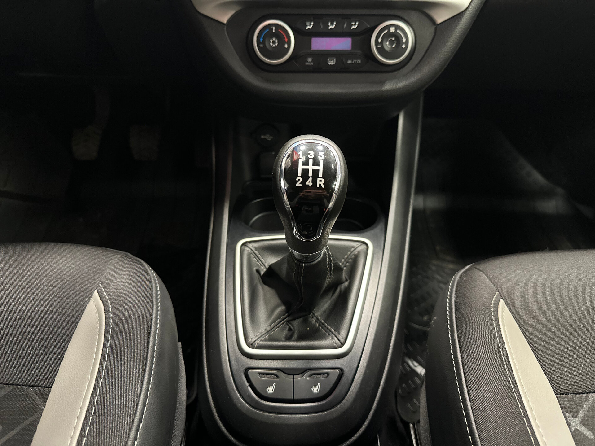 Lada (ВАЗ) Vesta, I 2019
