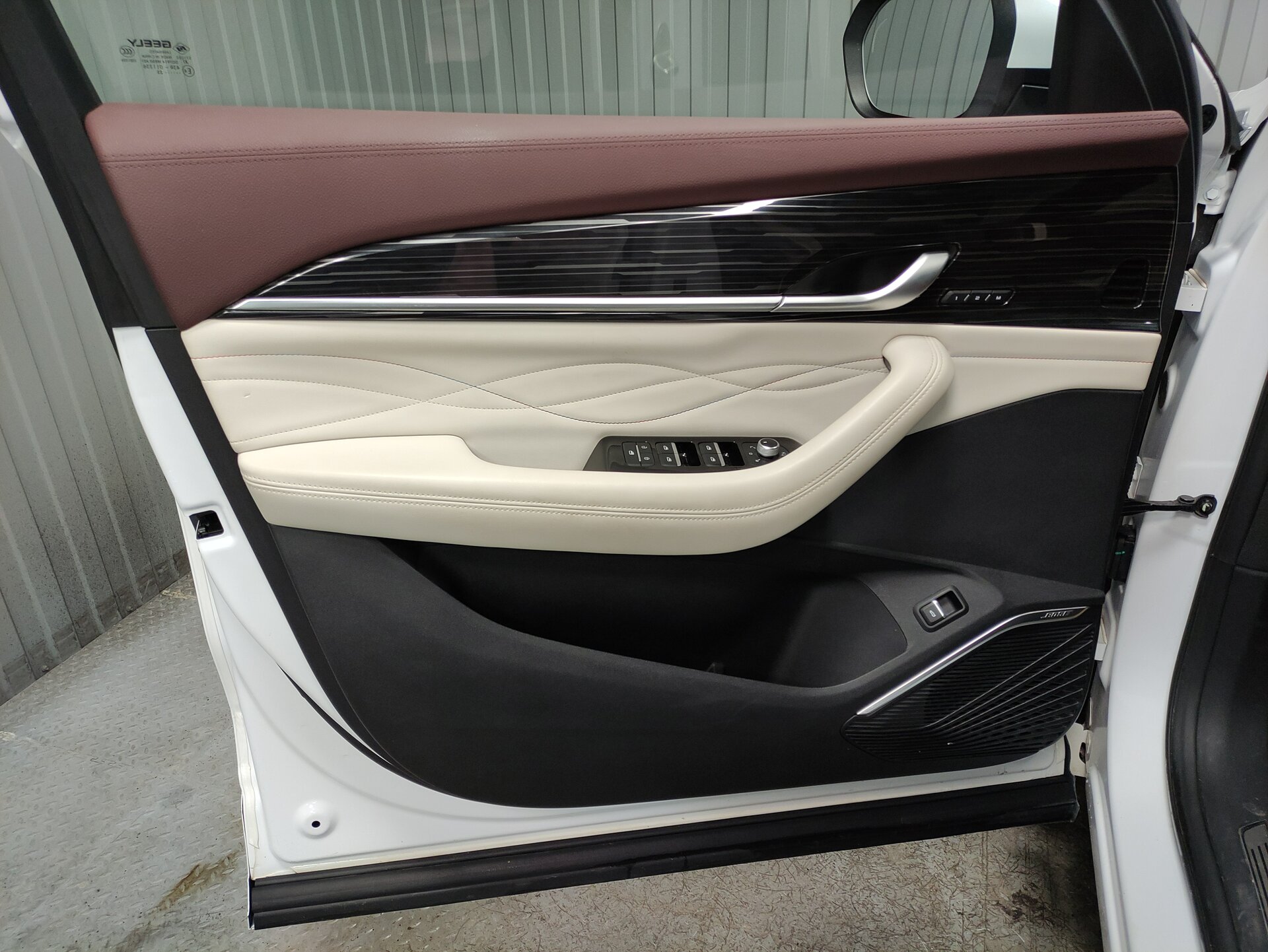 Geely Monjaro, I 2023