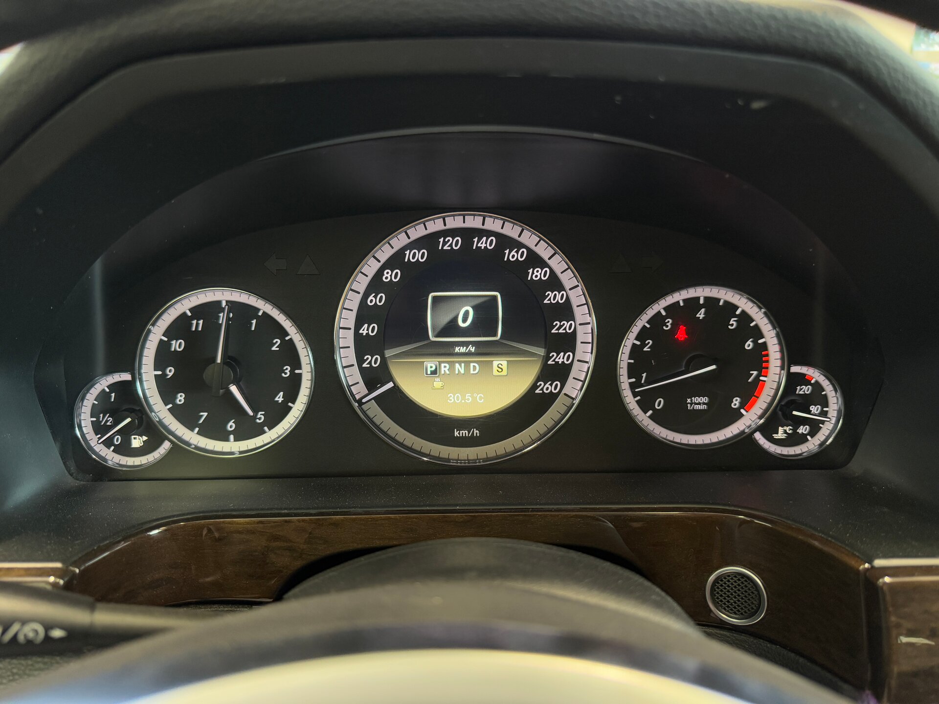 Mercedes-Benz E-Класс, IV (W212, S212, C207) 2011