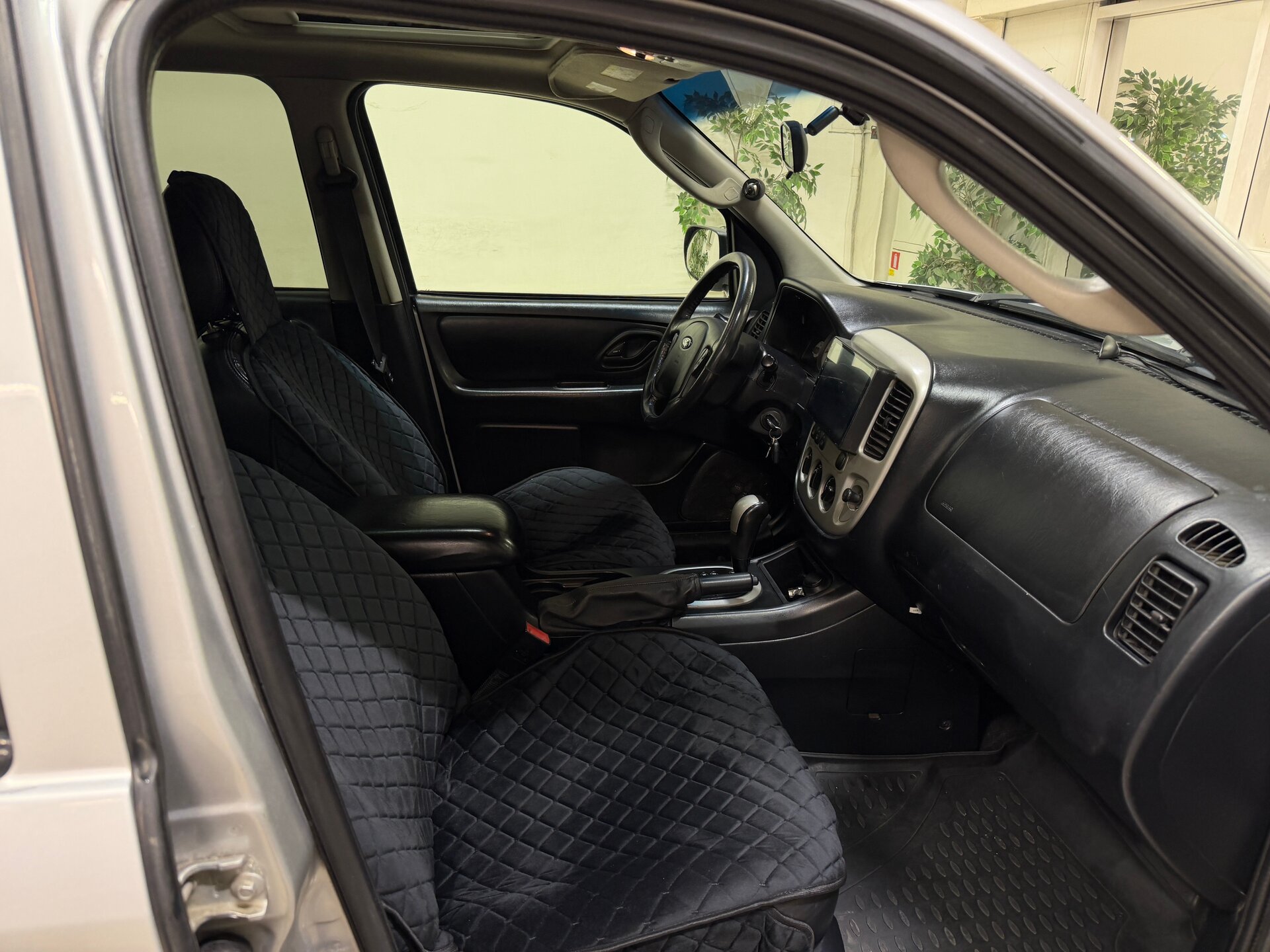 Ford Maverick, III 2005