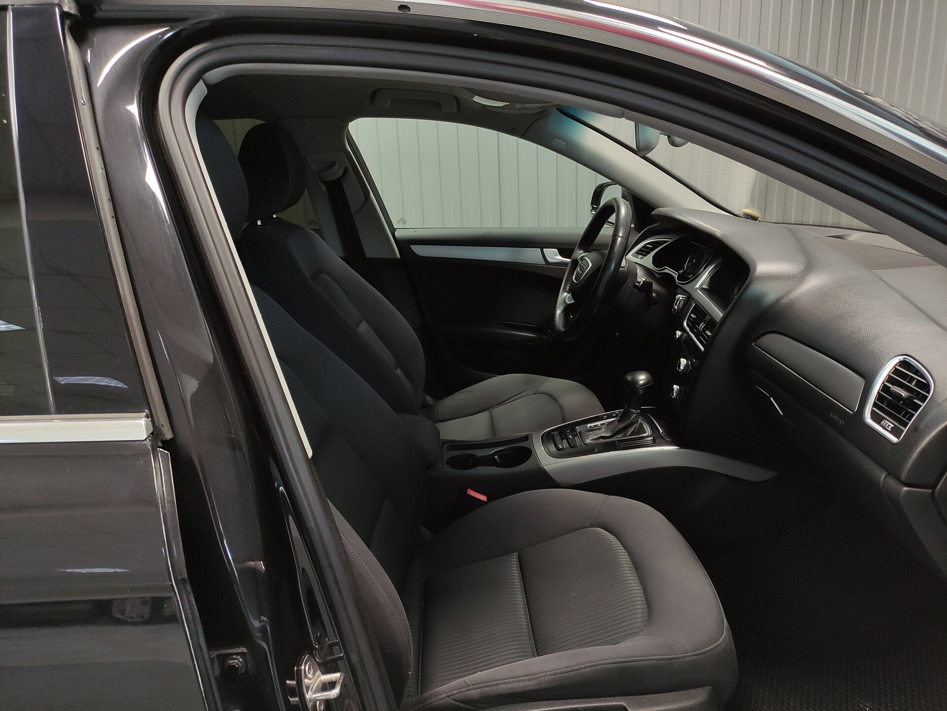 Audi A4, IV (B8) Рестайлинг 2013 Audi A4, IV (B8) Рестайлинг 2013