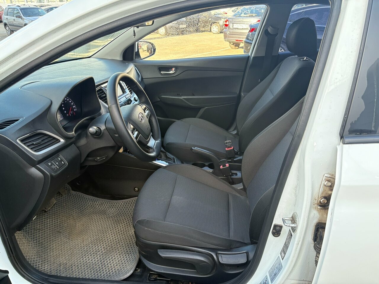 Hyundai Solaris, II 2017 Hyundai Solaris, II 2017
