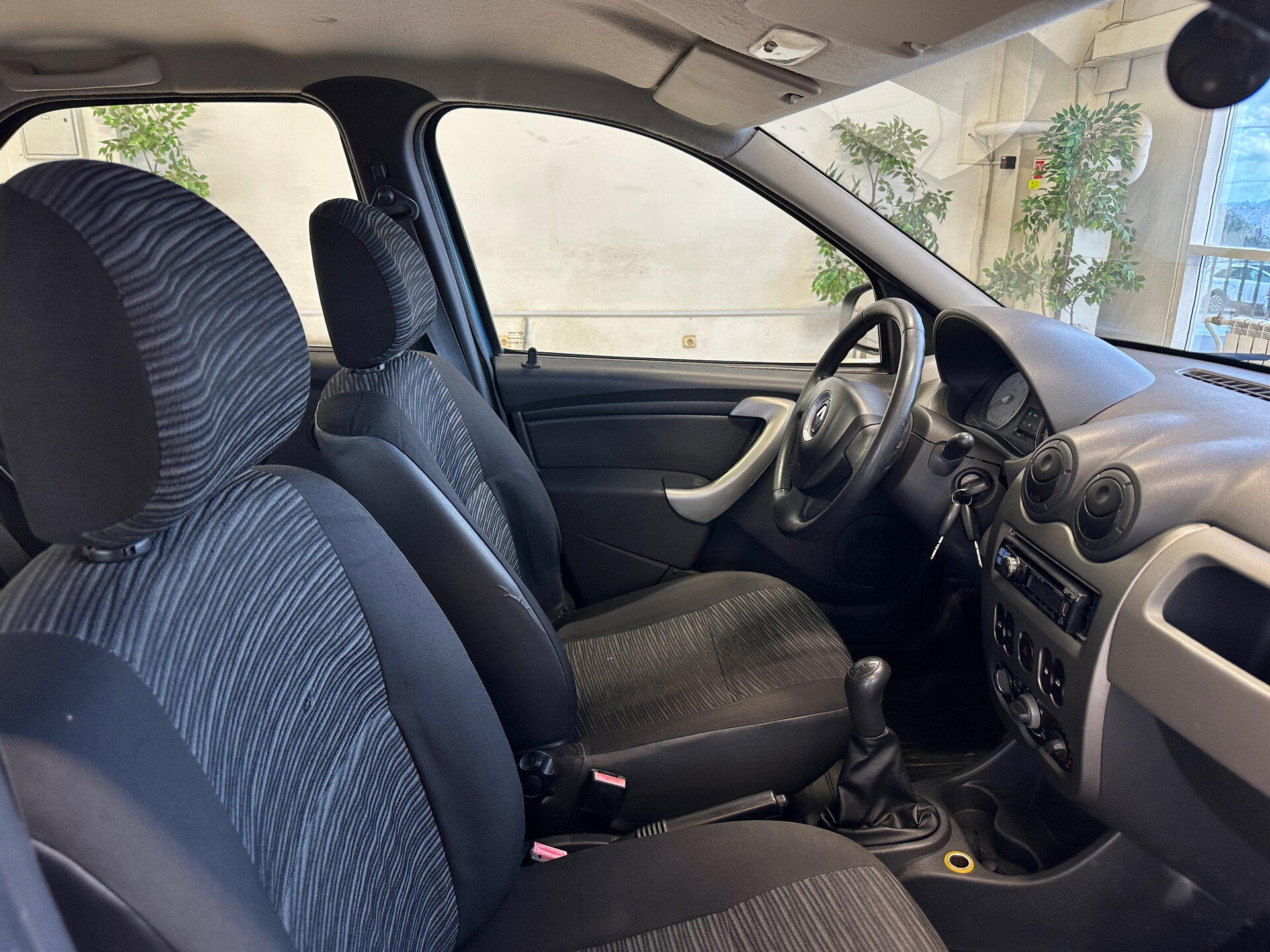 Renault Logan, I Рестайлинг 2010 Renault Logan, I Рестайлинг 2010