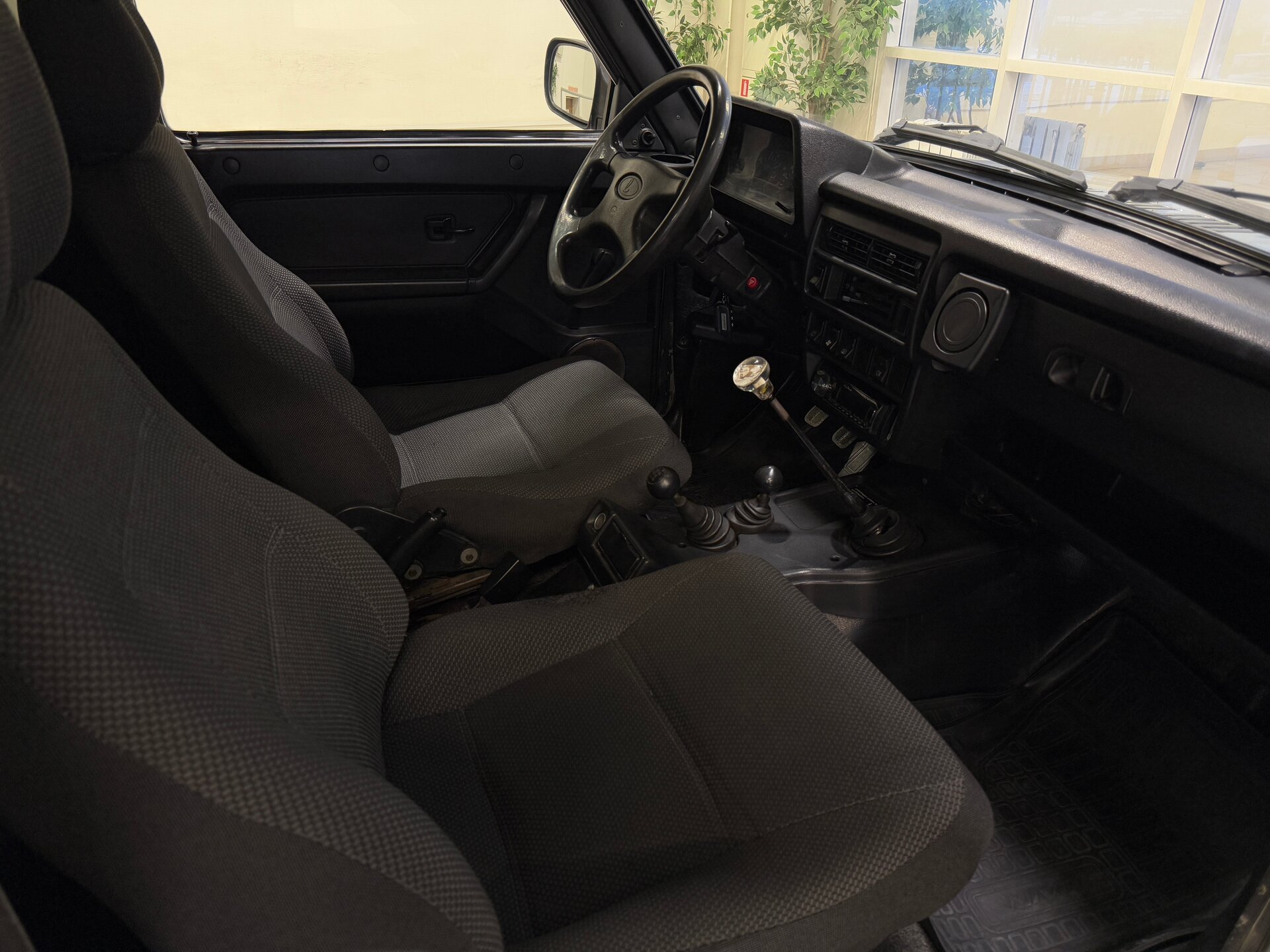 Lada (ВАЗ) 2131 (4x4), I 2013 Lada (ВАЗ) 2131 (4x4), I 2013