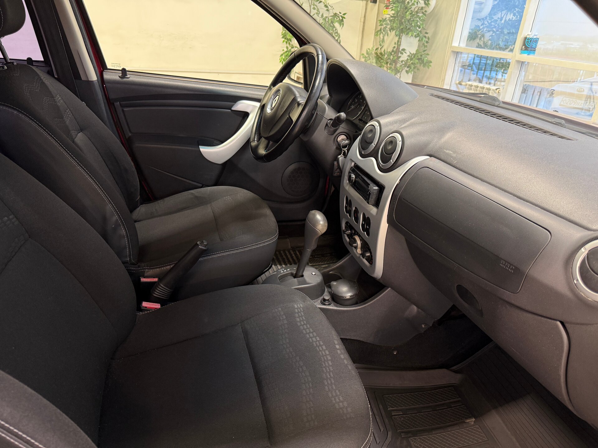 Renault Sandero, I 2012