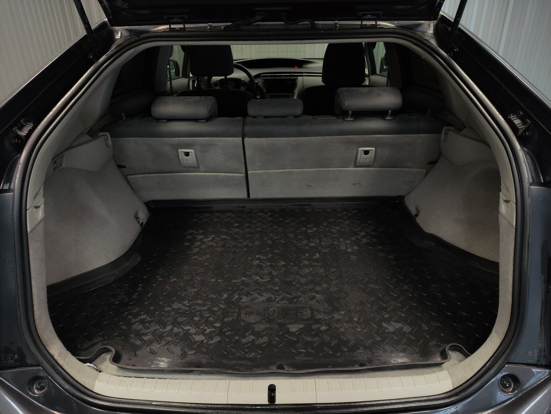 Toyota Prius, III Рестайлинг (XW30) 2011