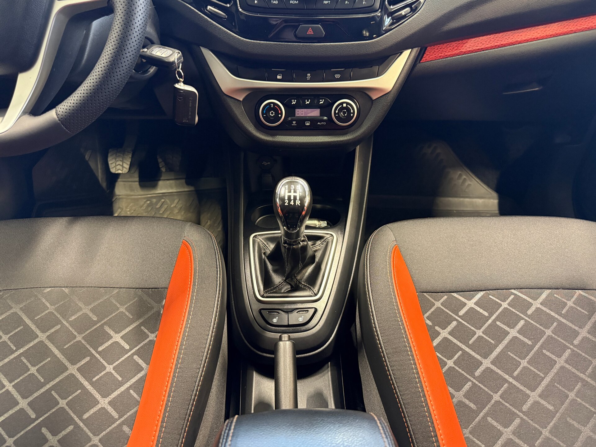 Lada (ВАЗ) Vesta, I 2018 Lada (ВАЗ) Vesta, I 2018