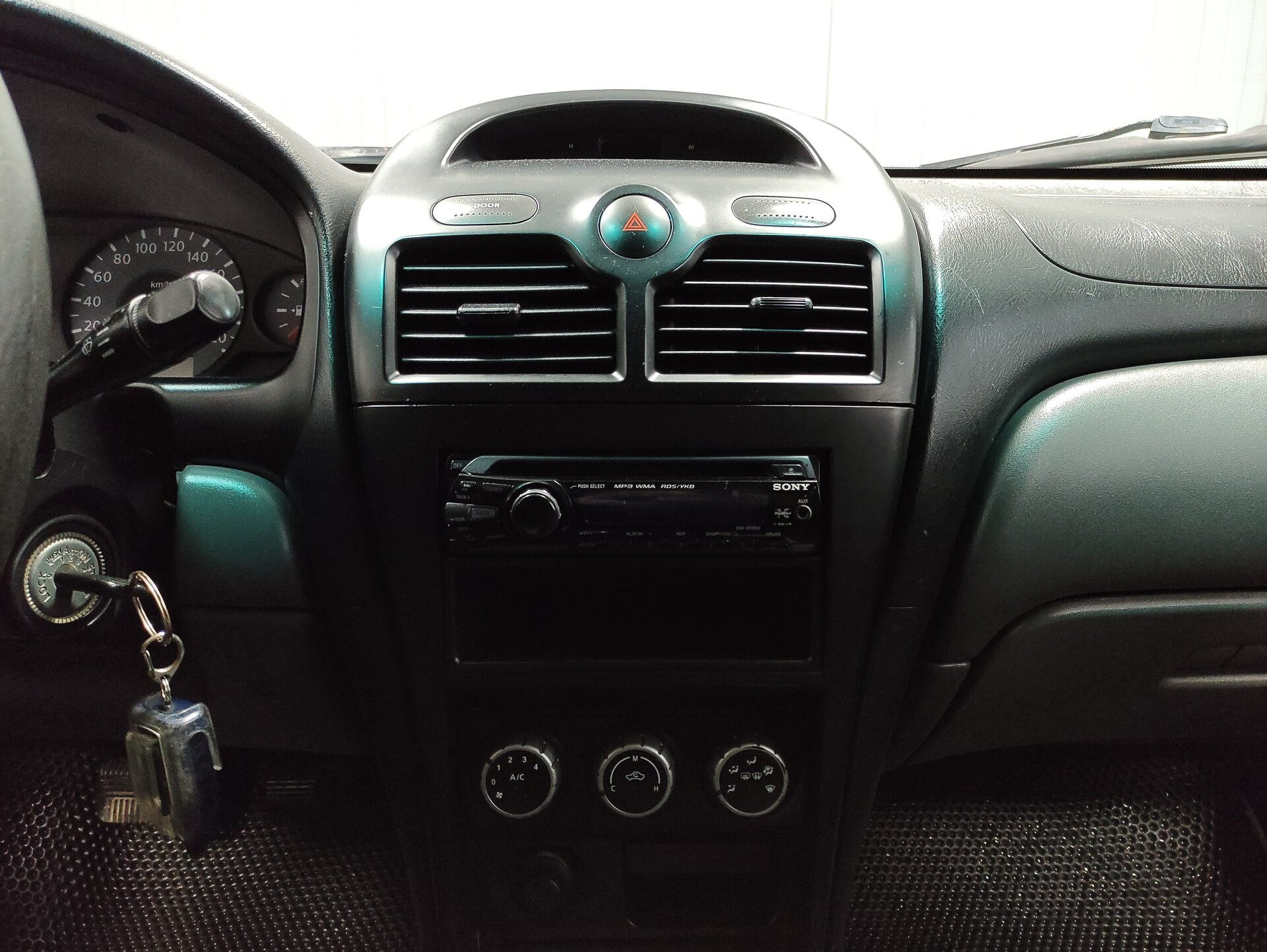 Nissan Almera Classic, I 2011