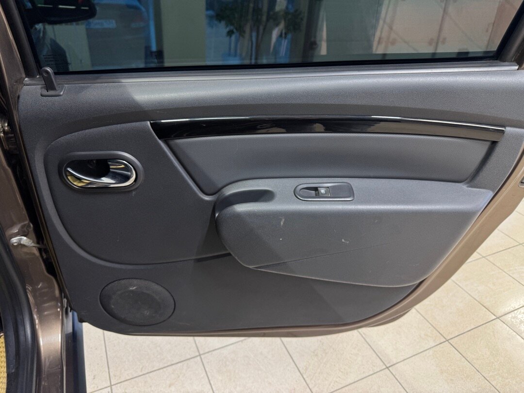 Lada (ВАЗ) Largus, I Рестайлинг 2022 Lada (ВАЗ) Largus, I Рестайлинг 2022