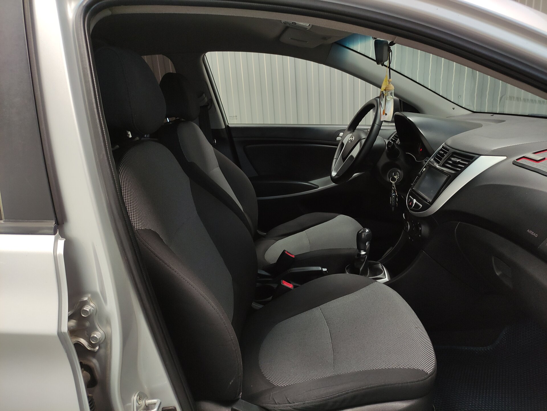 Hyundai Solaris, I 2013