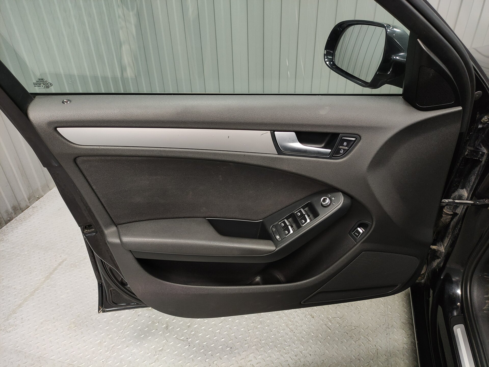 Audi A4, IV (B8) Рестайлинг 2013 Audi A4, IV (B8) Рестайлинг 2013