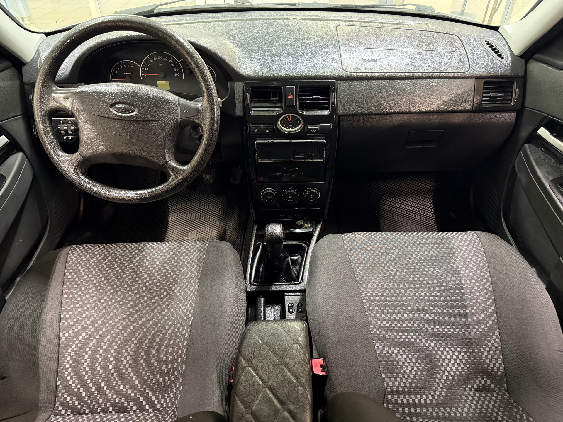 Lada (ВАЗ) Priora, I 2011