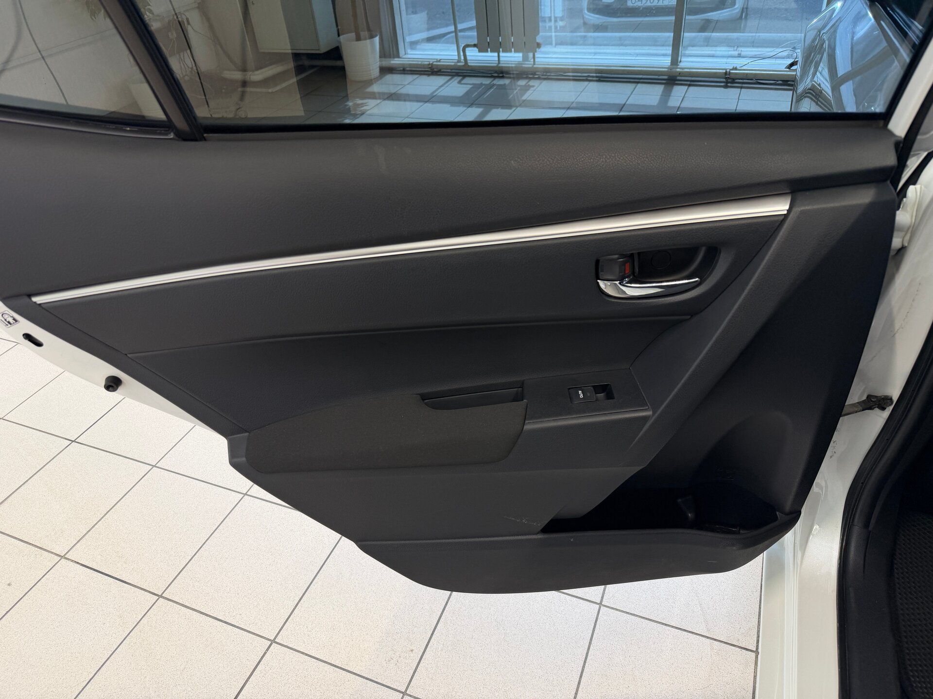 Toyota Corolla, XI (E160, E170, E180) 2015