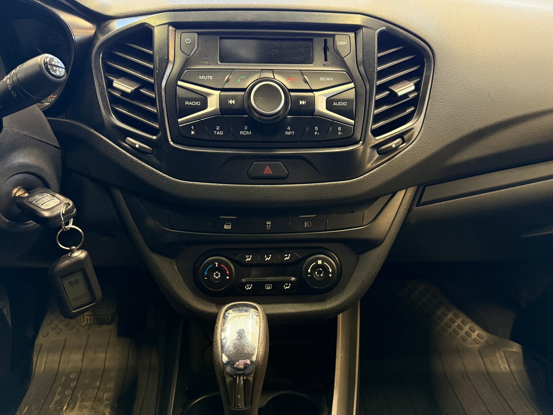 Lada (ВАЗ) Vesta, I 2020